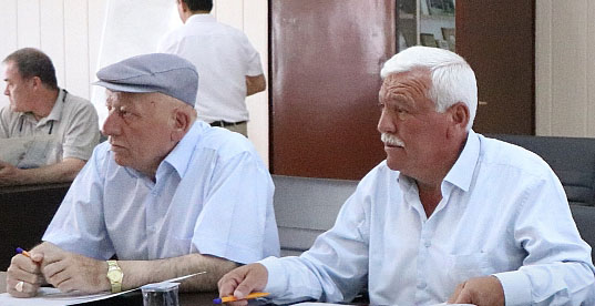 AK PARTİDEN İSTİFA EDENLER MHP’YE GEÇTİ 1 MHP