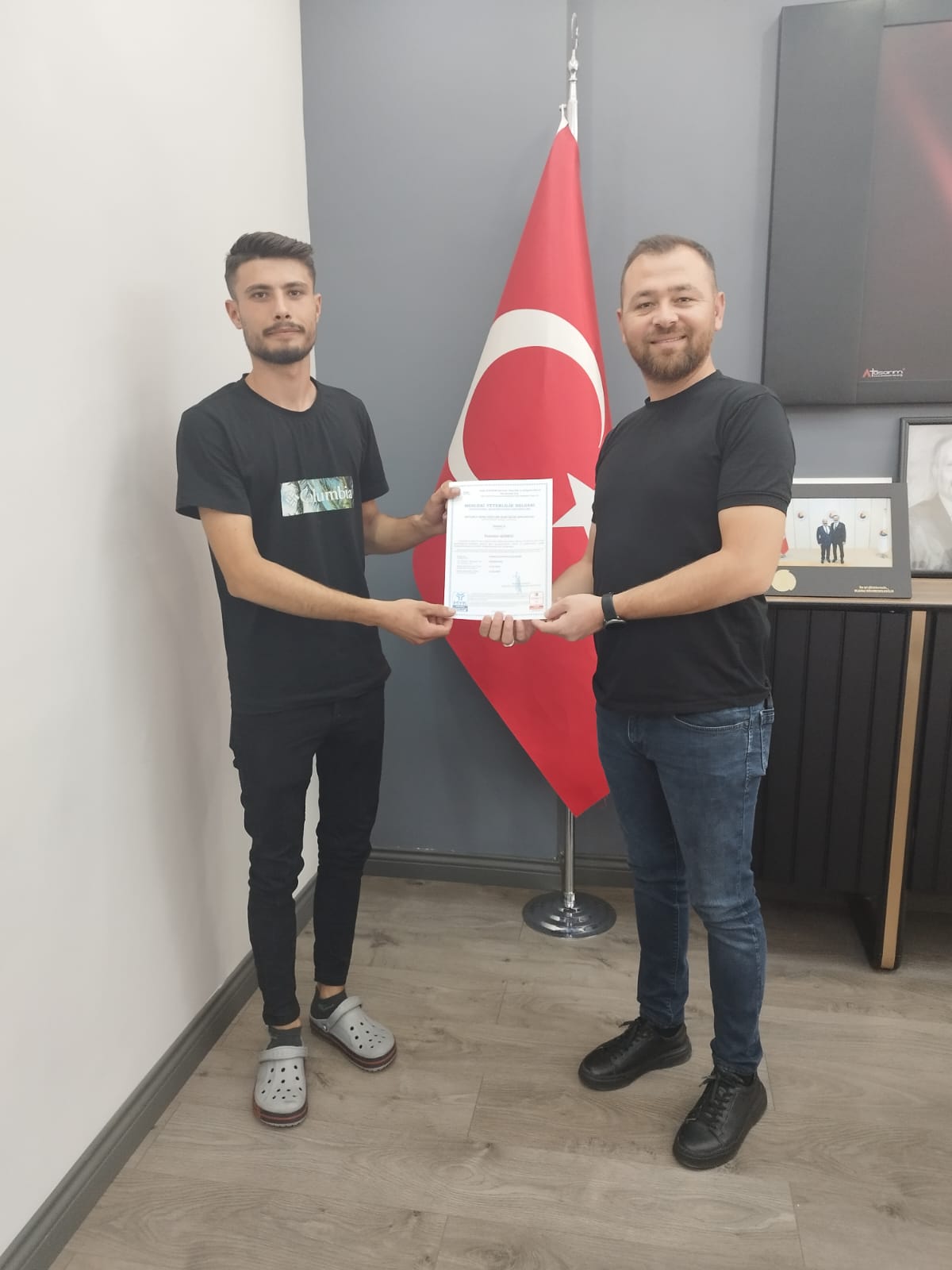 DİTSO & MEYBEM İŞBİRLİĞİ İLE YAPILAN SINAV SONUCU BAŞARILI OLAN ADAYLAR BELGELERİNİ ALDI 5 16258959851720443742