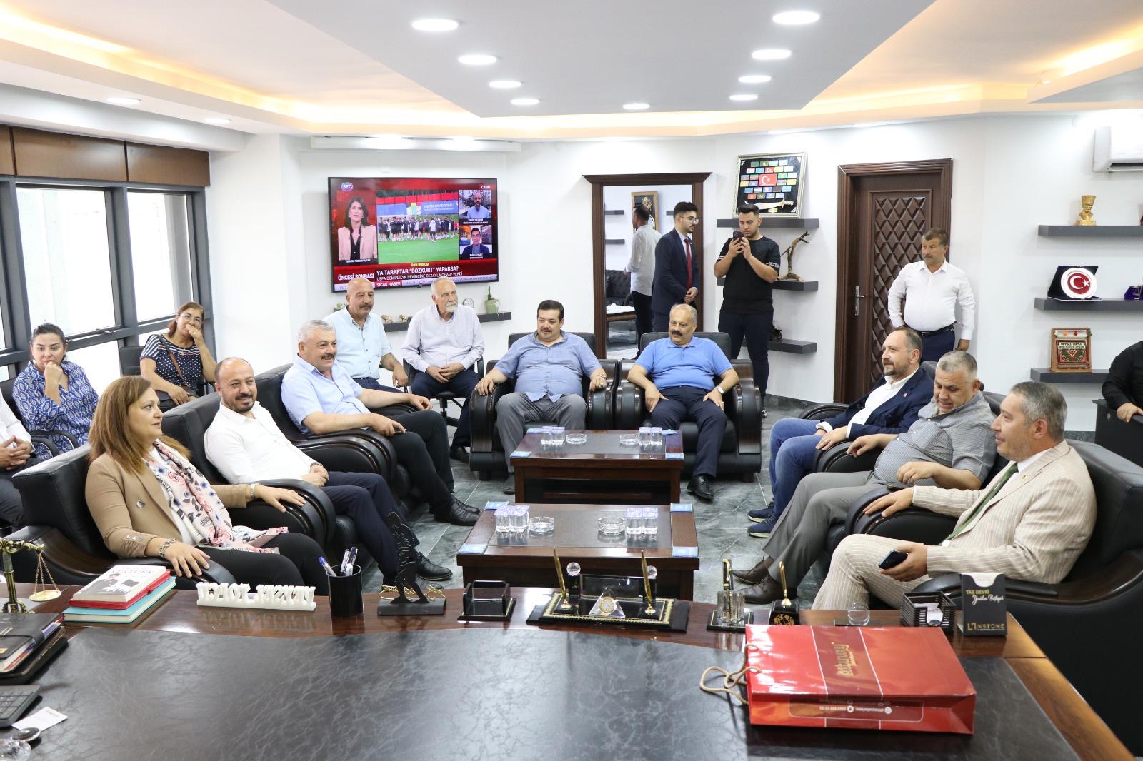 Afyonkarahisar Belediye Başkanımız Burcu Köksal’dan Dinar Belediye Başkanımız Veysel Topçu’ya Hayırlı olsun Ziyareti 9 4459921201720187319