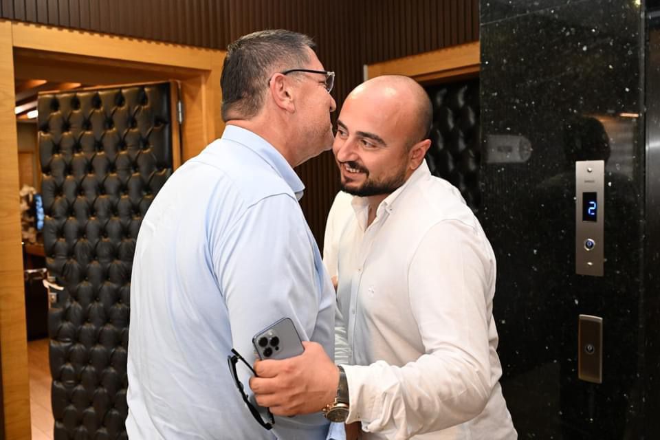 “Belediye Başkanı Veysel Topçu’dan AESOB Başkanı Adlıhan Dere’ye Ziyaret” 5 5144607911720685548