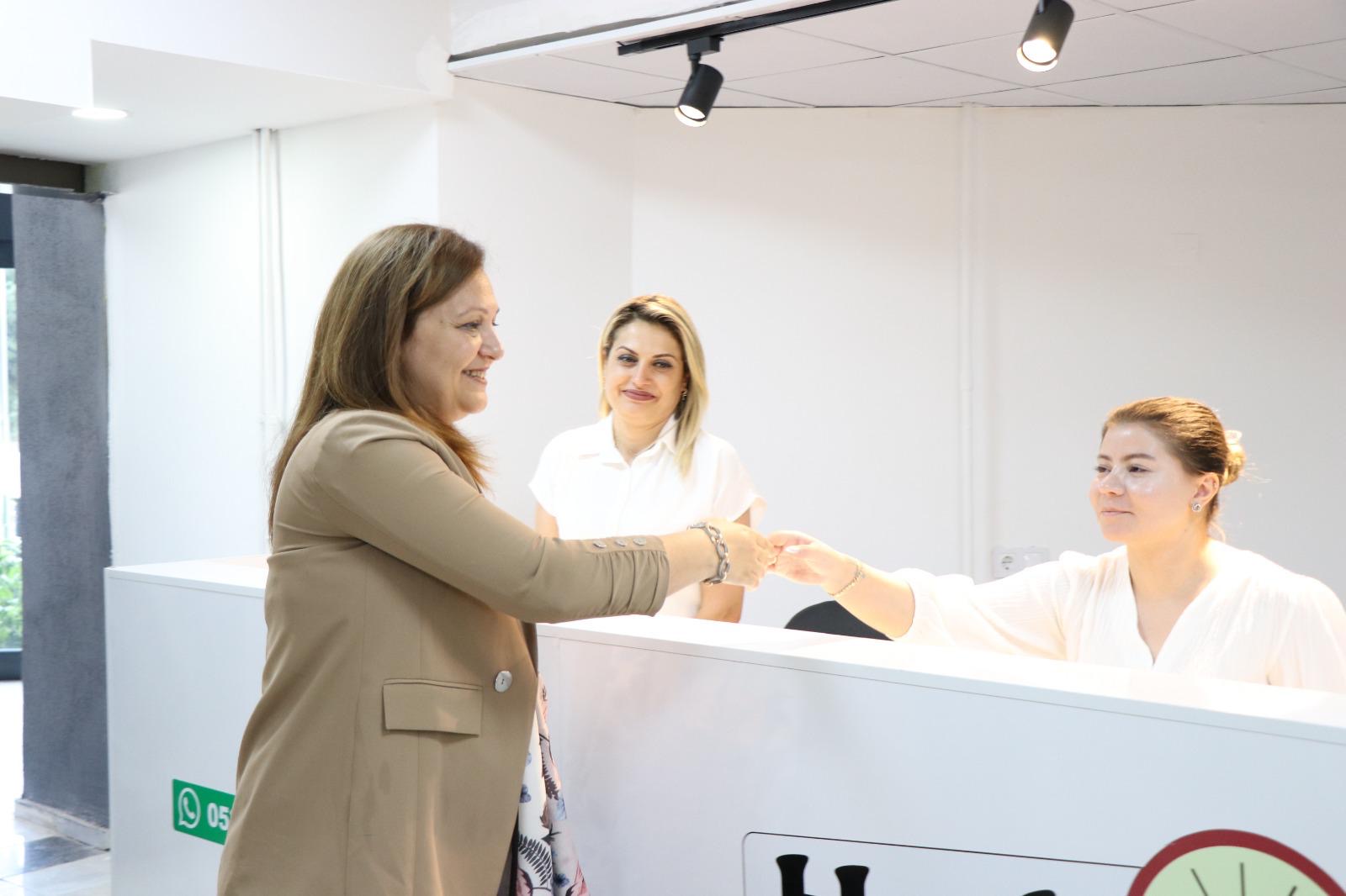 Afyonkarahisar Belediye Başkanımız Burcu Köksal’dan Dinar Belediye Başkanımız Veysel Topçu’ya Hayırlı olsun Ziyareti 5 7764900351720187315