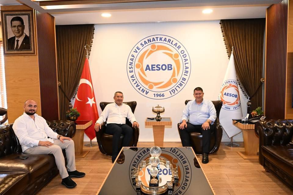 “Belediye Başkanı Veysel Topçu’dan AESOB Başkanı Adlıhan Dere’ye Ziyaret” 2 80670271720685549