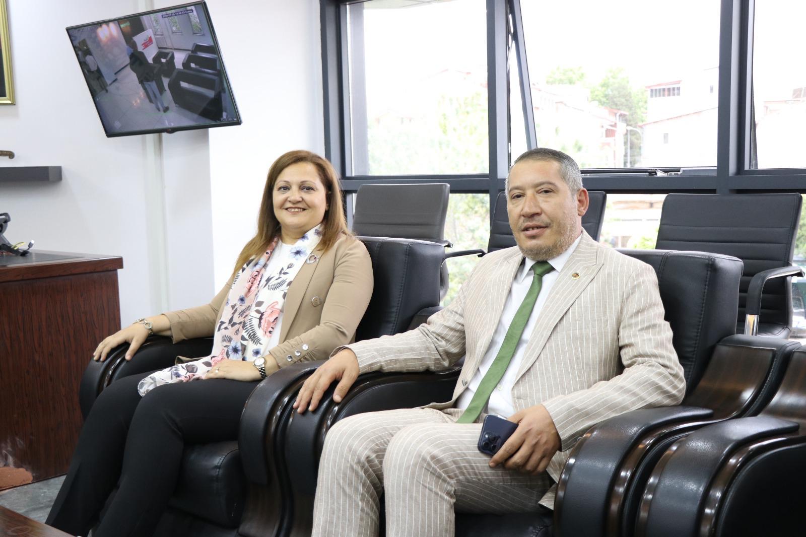 Afyonkarahisar Belediye Başkanımız Burcu Köksal’dan Dinar Belediye Başkanımız Veysel Topçu’ya Hayırlı olsun Ziyareti 10 9271561720187320