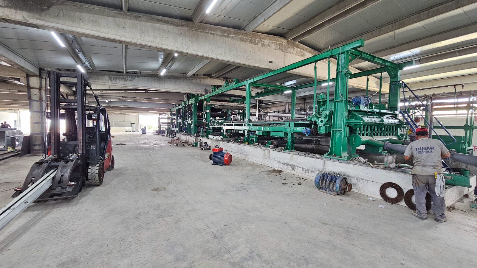 "KAĞIT FABRİKASINDA ÇALIŞMALAR HIZ KESMEDEN DEVAM EDİYOR" 5 16382597281722958523