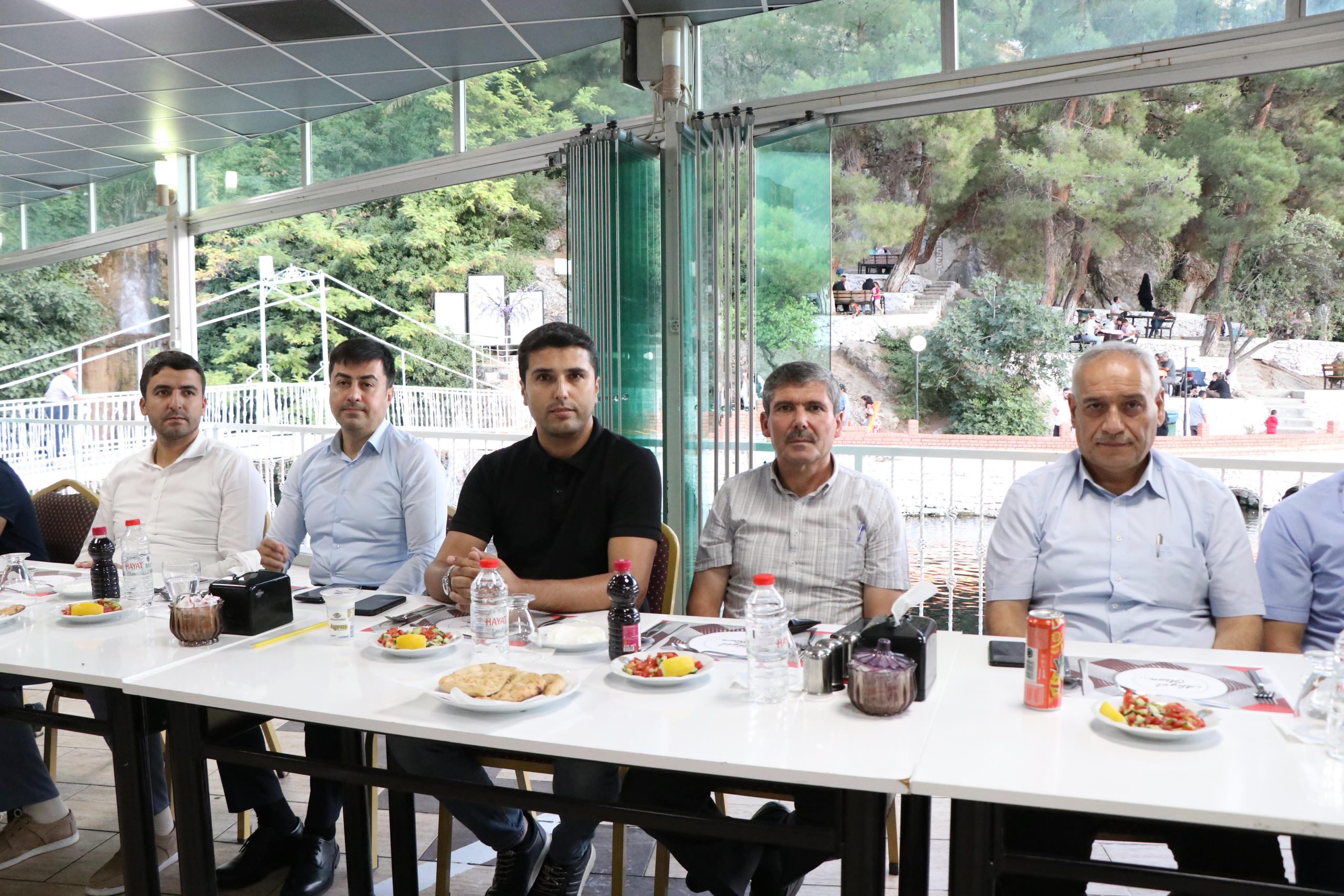 “Belediye Başkanı Topçu, Veda Yemeğine Katıldı” 13 3646411591723487598 scaled