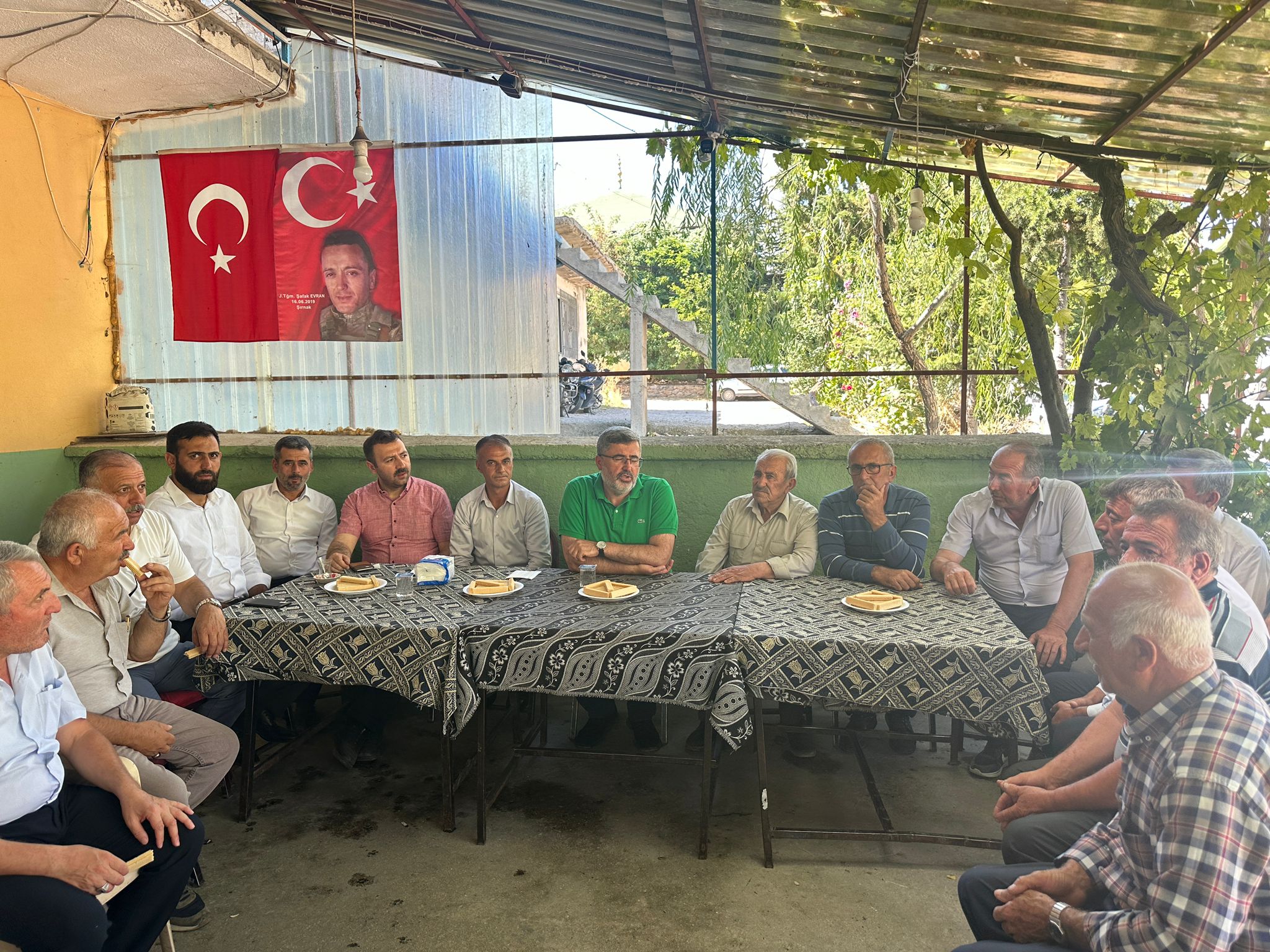 AK Parti Afyonkarahisar Milletvekili Ali Özkaya, Ziyaretlerine aralıksız devam ediyor. 6 e2b7b9ca 2aef 43f7 a79a 994843541c1b