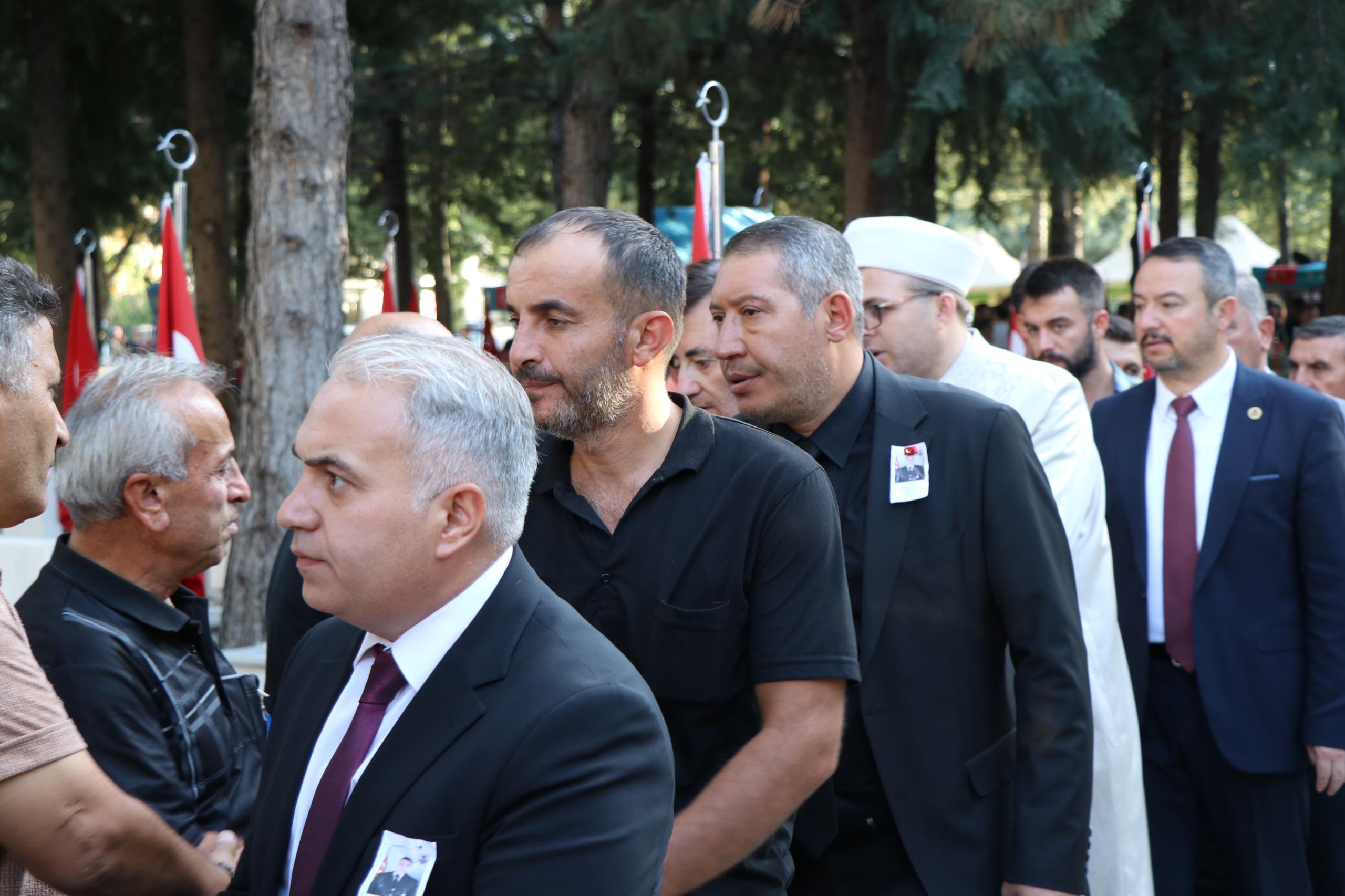 “Aziz Milletimizin Başı Sağ Olsun” 2 11213828151726210139