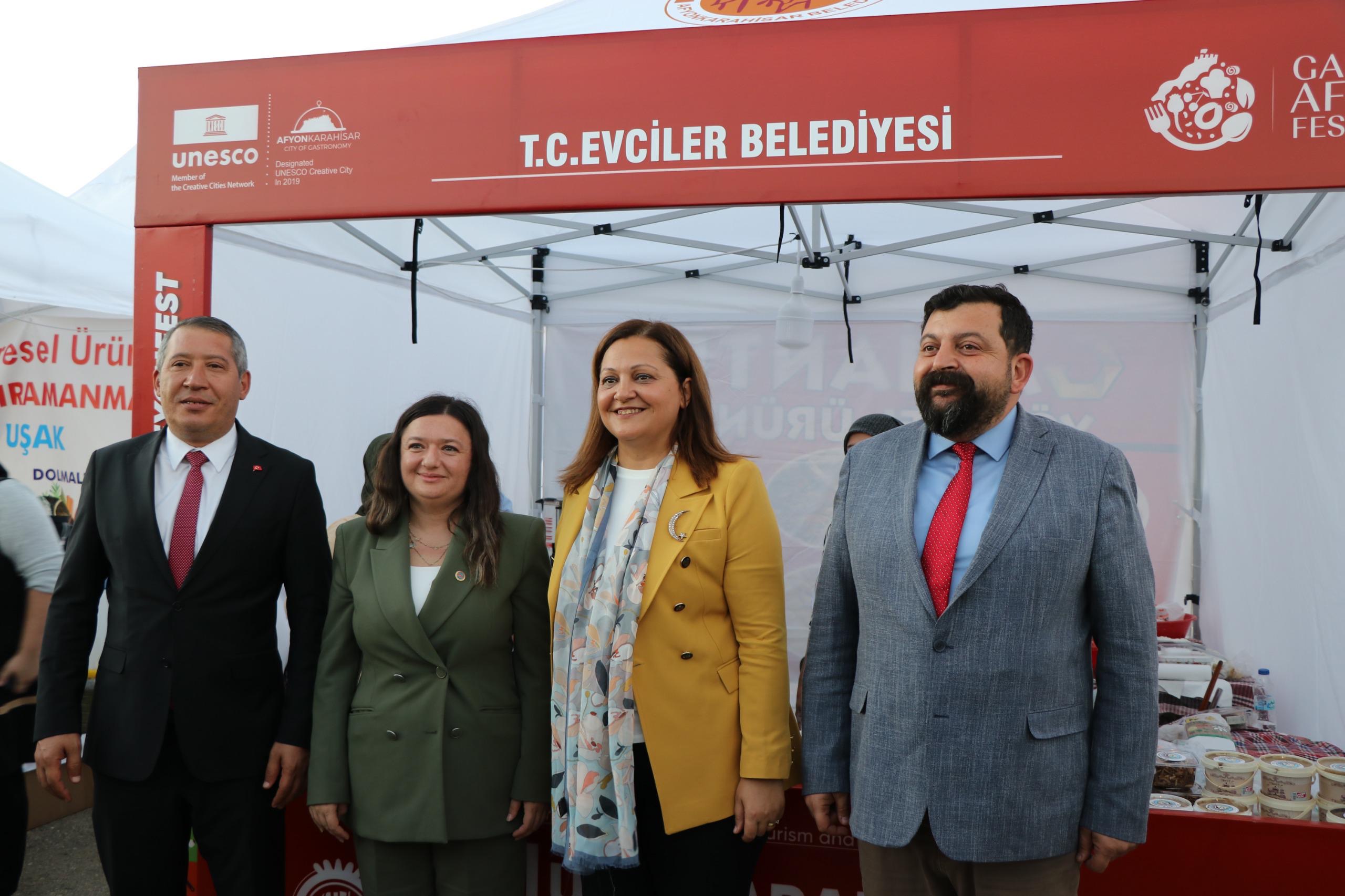 Dinar Belediye Başkanımız Veysel Topçu, 6. Uluslararası Gastro Afyon Turizm ve Lezzet Festivali'ne katıldı. 4 17027823331727537026