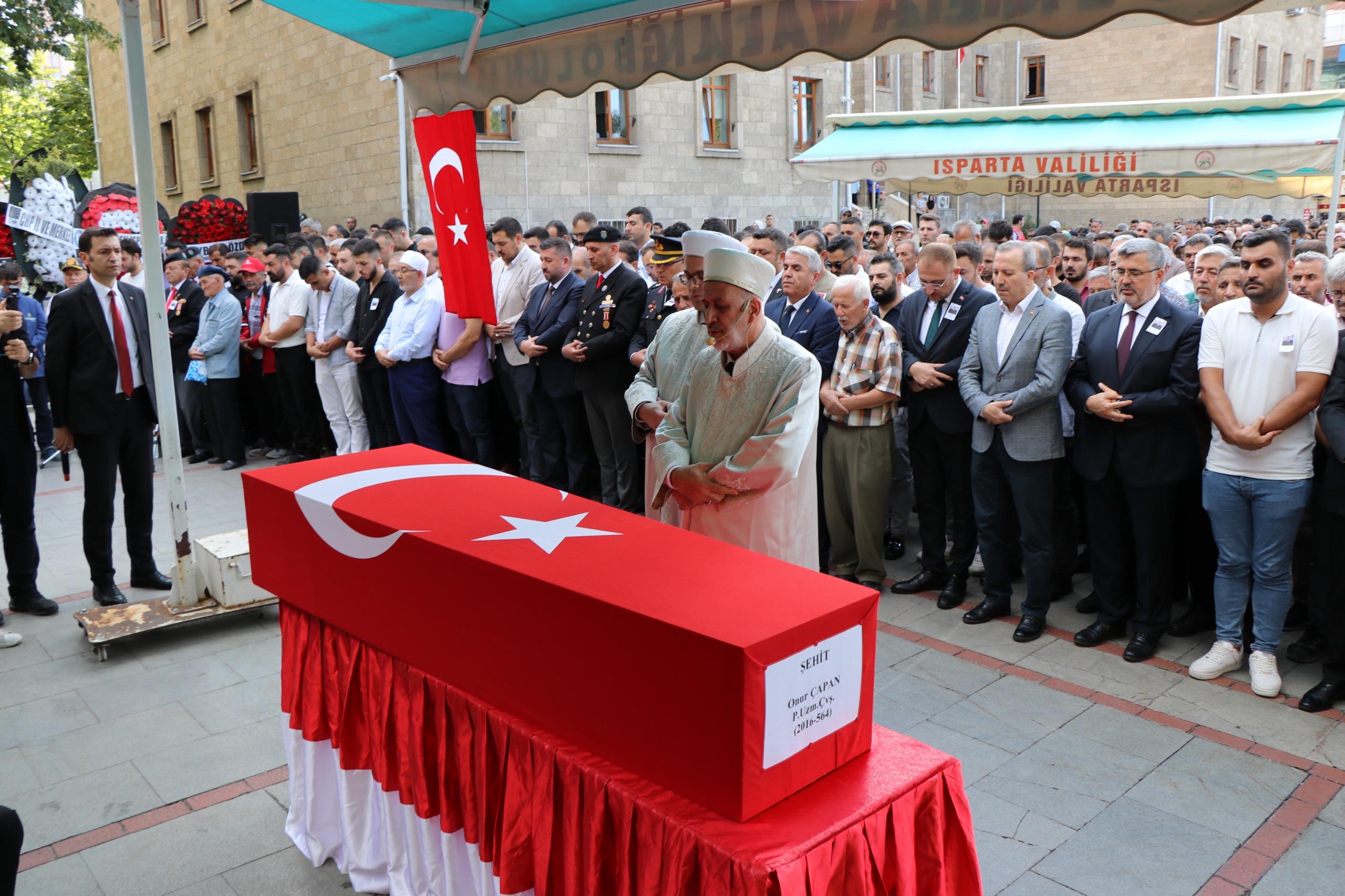 “Aziz Milletimizin Başı Sağ Olsun” 8 2342369491726210134