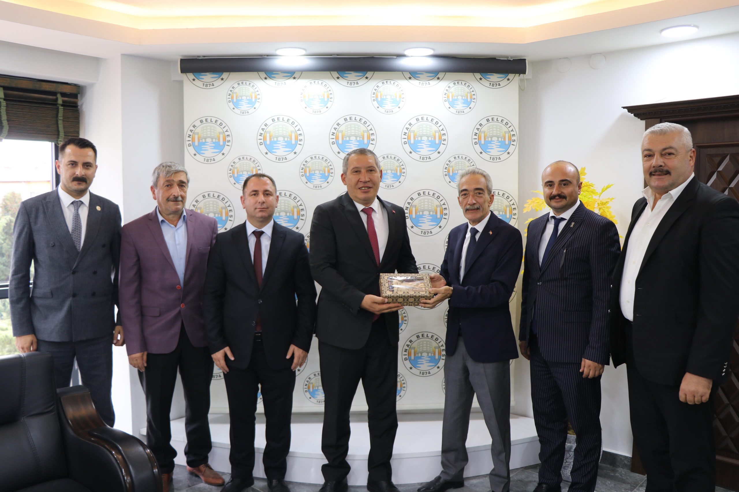 2563294441727180944 scaled