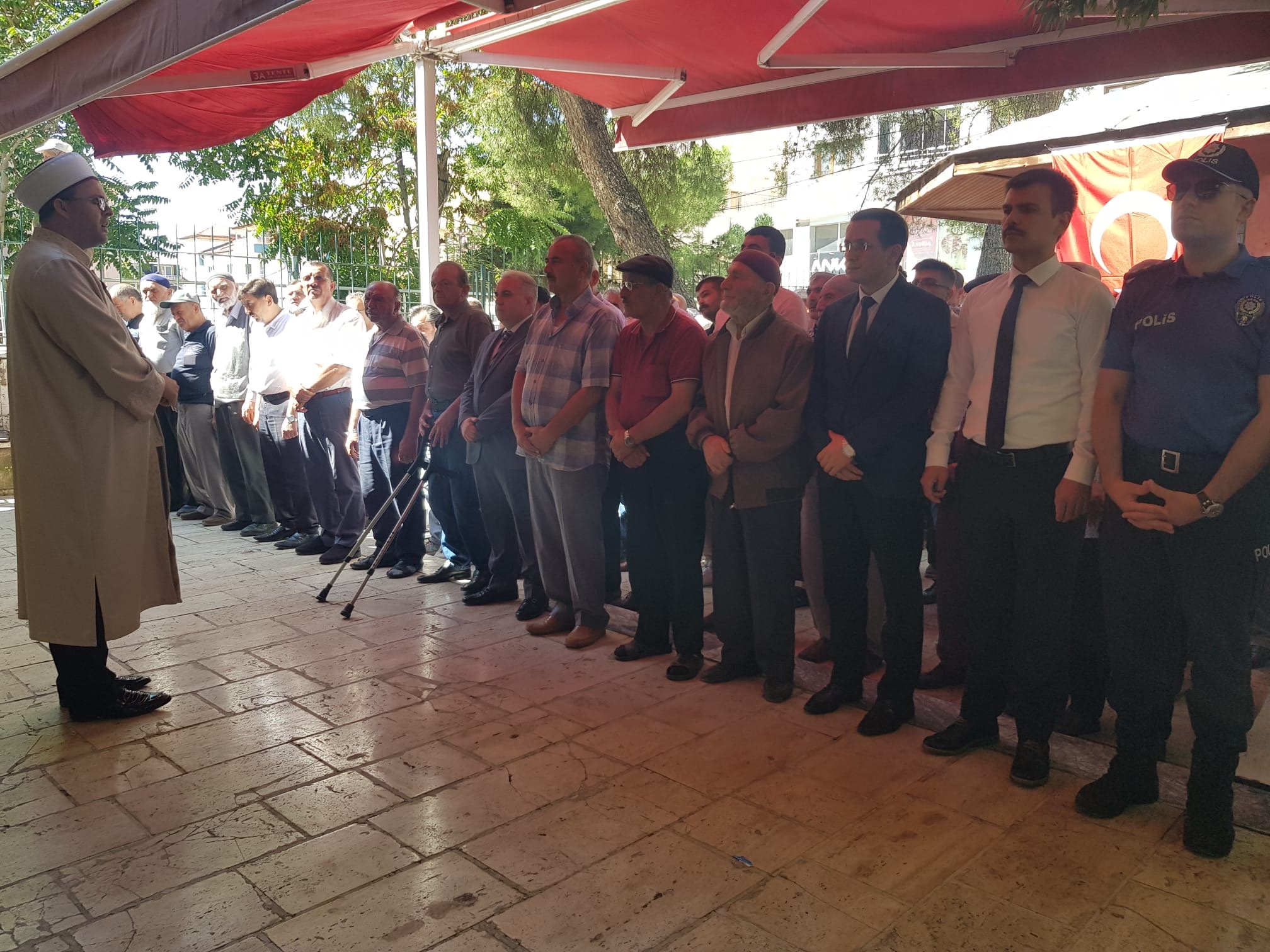 “Şehidimiz Onur Çapan Ruhuna İthafen Gıyabi Cenaze Namazı Kılındı” 2 5127300111726226766