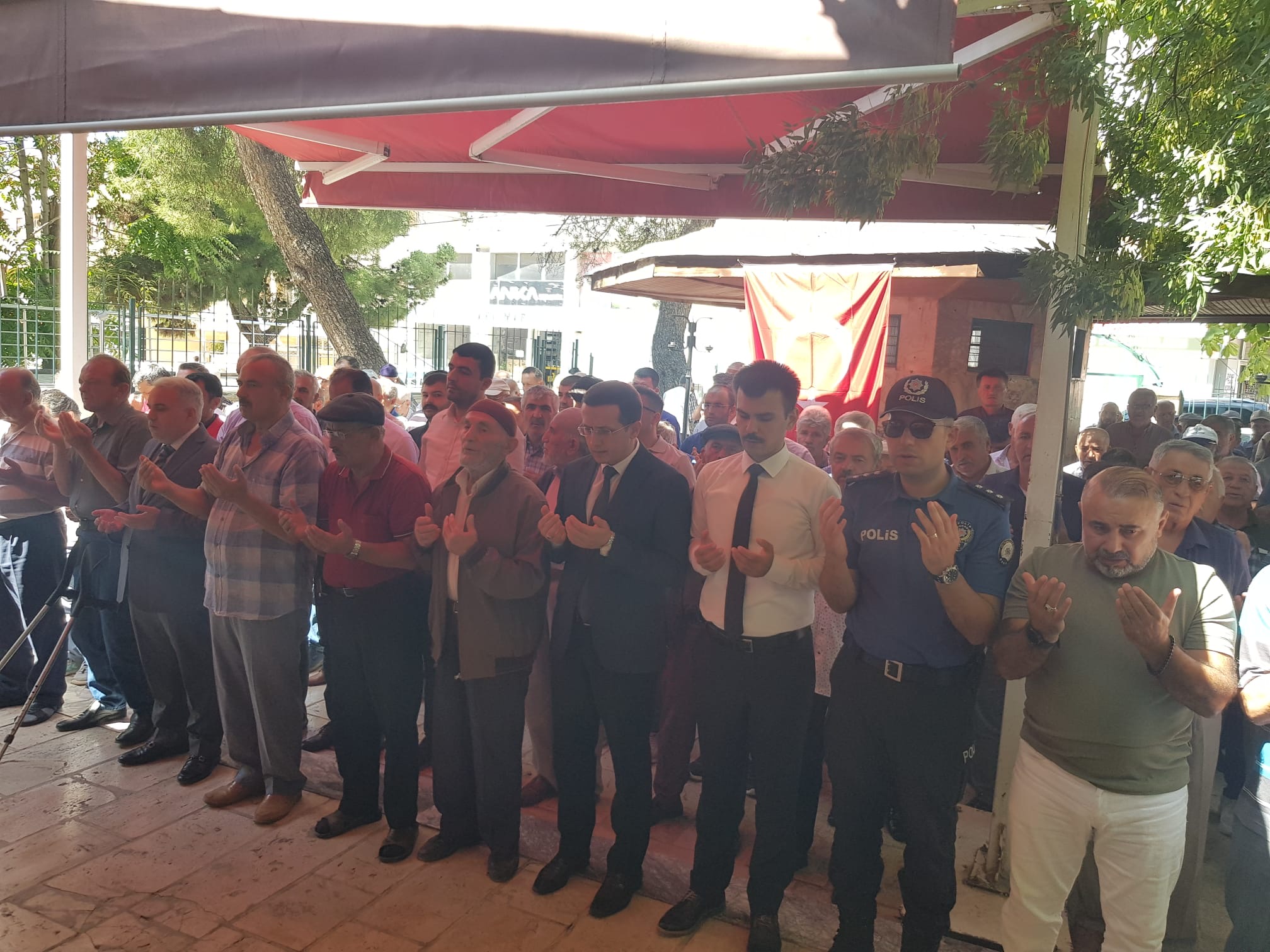 “Şehidimiz Onur Çapan Ruhuna İthafen Gıyabi Cenaze Namazı Kılındı” 4 580974481726226767