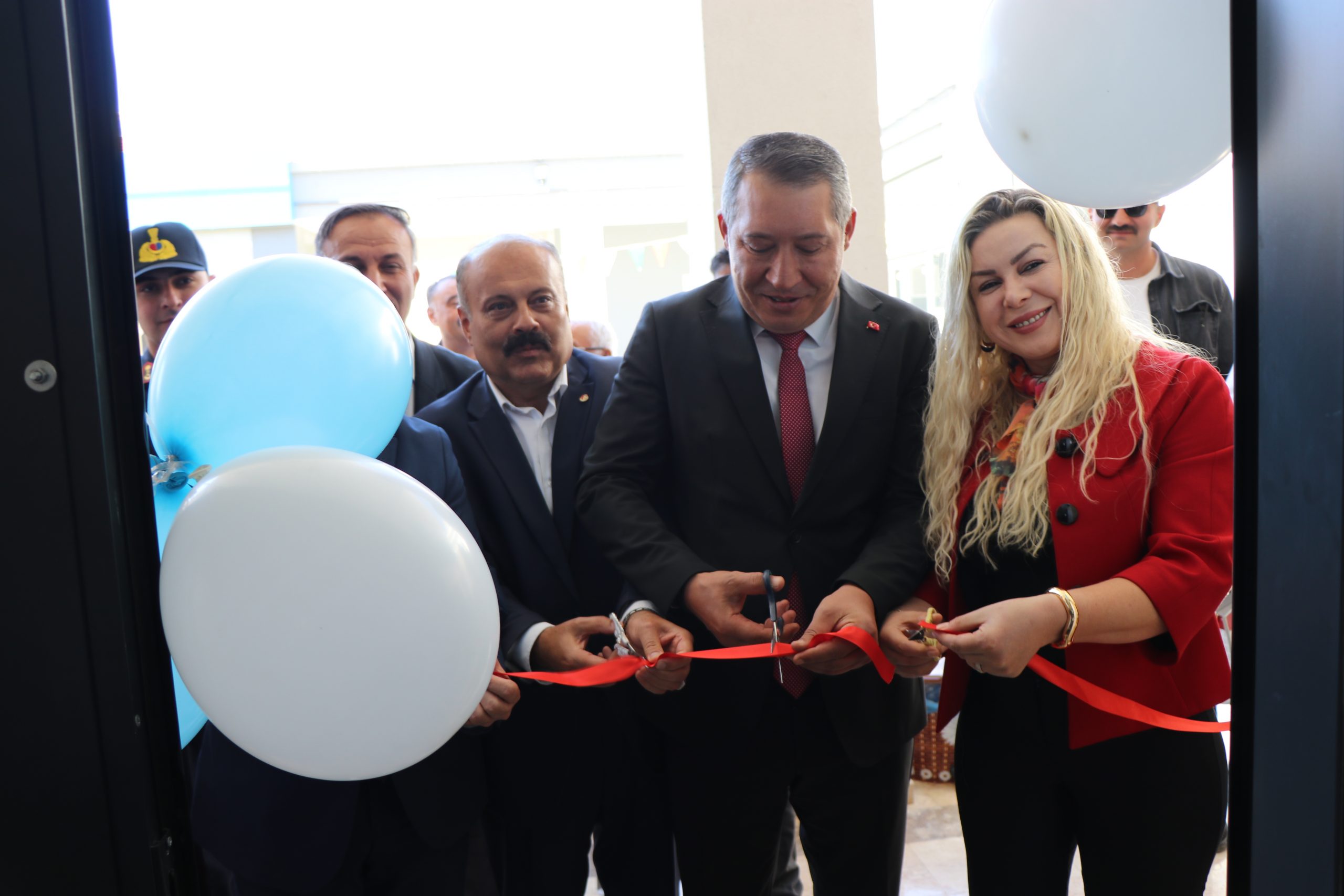 Belediye Başkanı Topçu, Kuzey Katmer Açılışına Katıldı 5 7239533411727088292 scaled