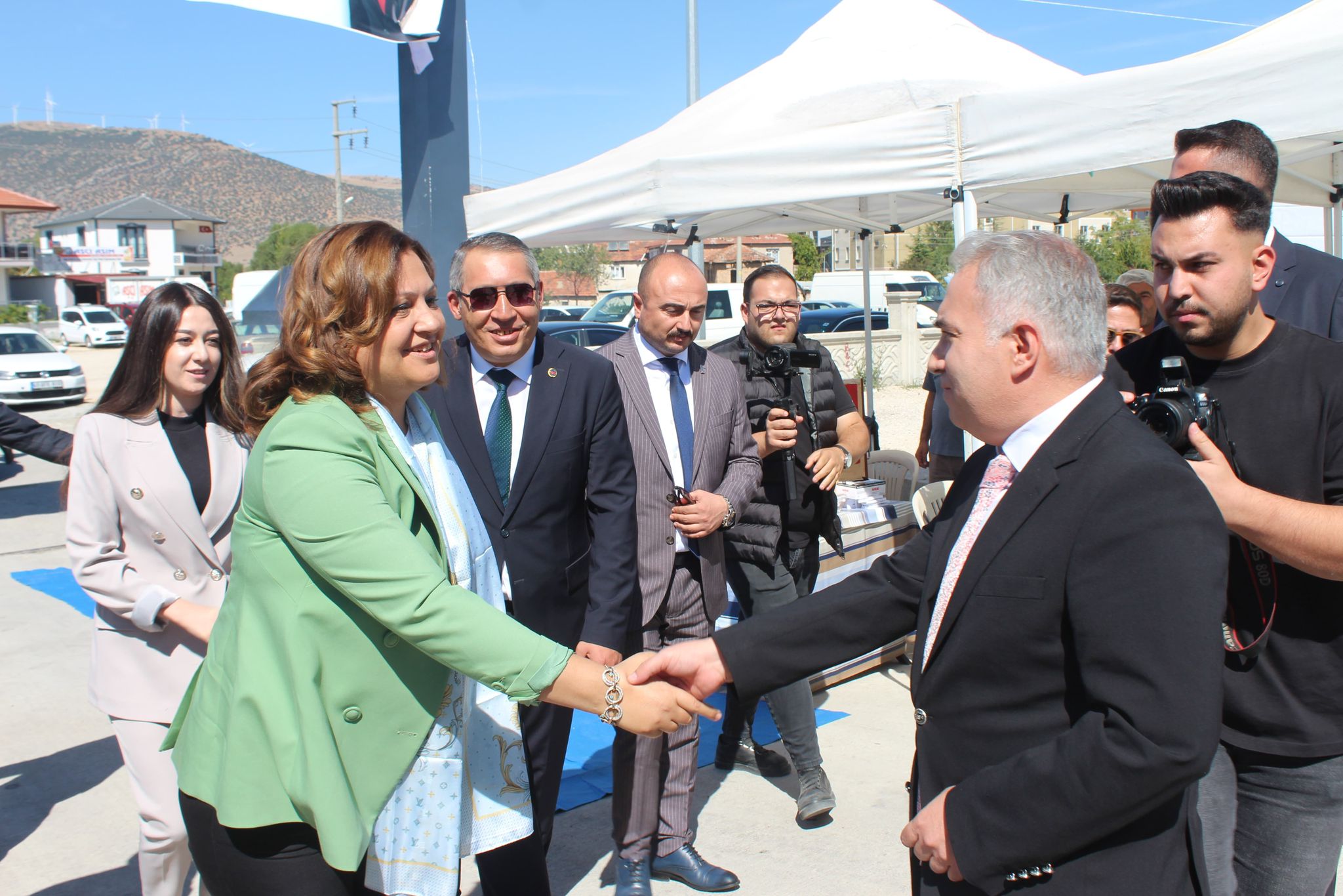 Dinar Tarım ve Hayvancılık Festivalinin Açılışı Yoğun Bir Katılımla Gerçekleşti 9 8215605861727422116