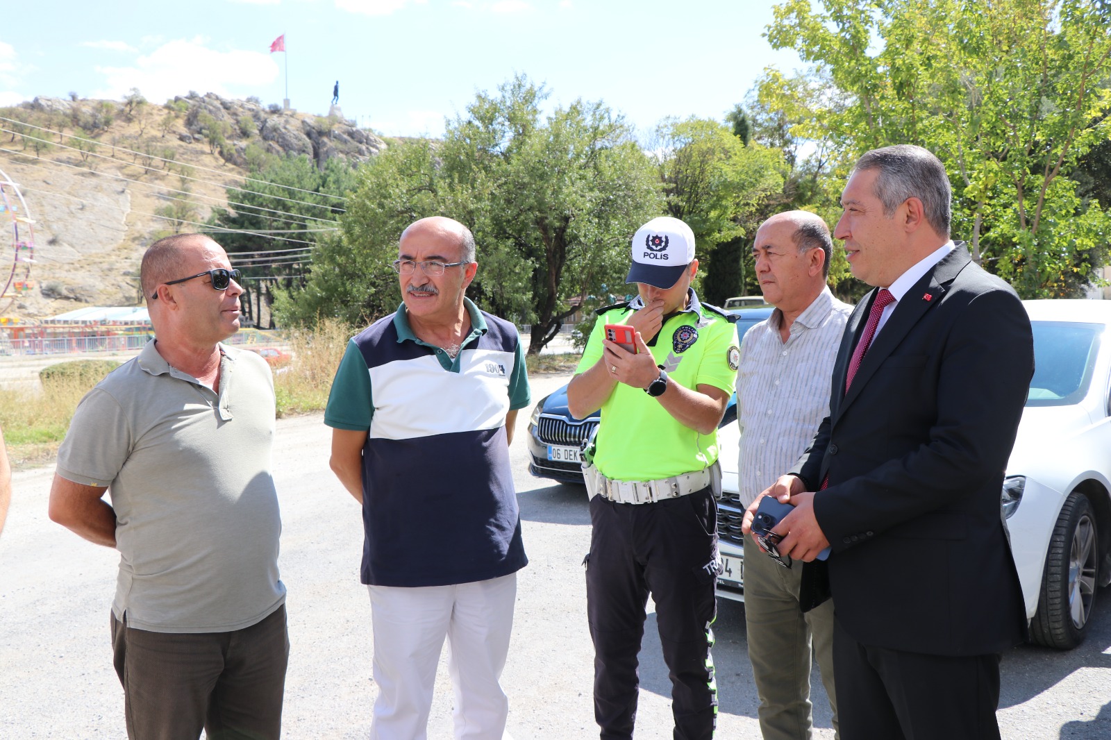 Dinar’da Trafik Sorunlarıyla İlgili Önemli Bir Toplantı Gerçekleştirildi 2 8ae15fce 956c 44ed acba 0041c6fede5a