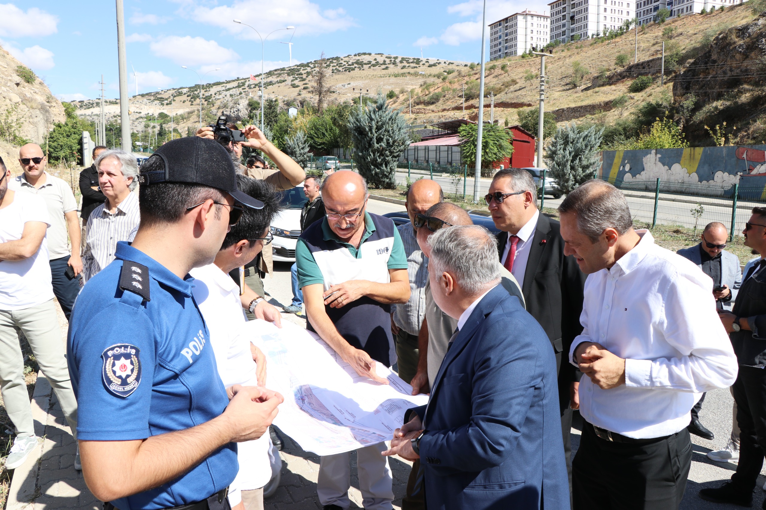 Dinar’da Trafik Sorunlarıyla İlgili Önemli Bir Toplantı Gerçekleştirildi 3 9e1adb18 9145 403f 8edb 9519d2002dbb