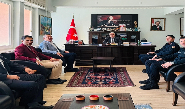 ZİRAAT BÖLGE ŞEFİNDEN KAYMAKAMIZA ZİYARET