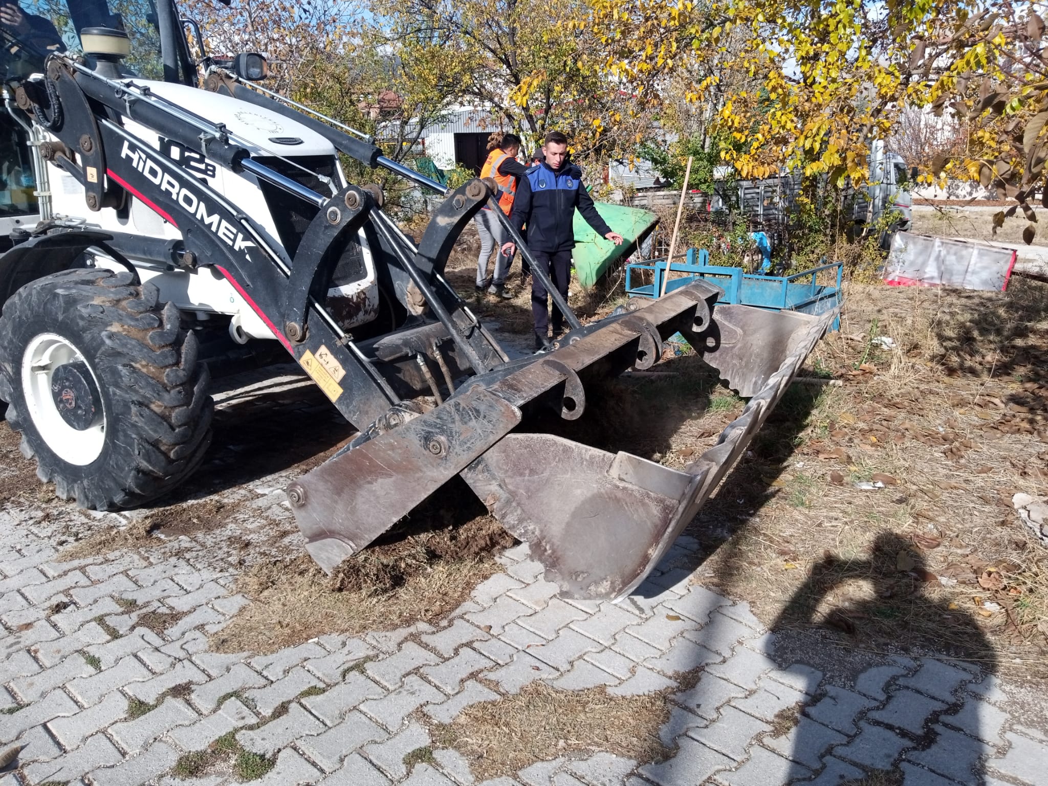 "İSTASYON MAHALLESİNDE HUMMALI TEMİZLİK ÇALIŞMASI" 4 Bld. Temiz 4