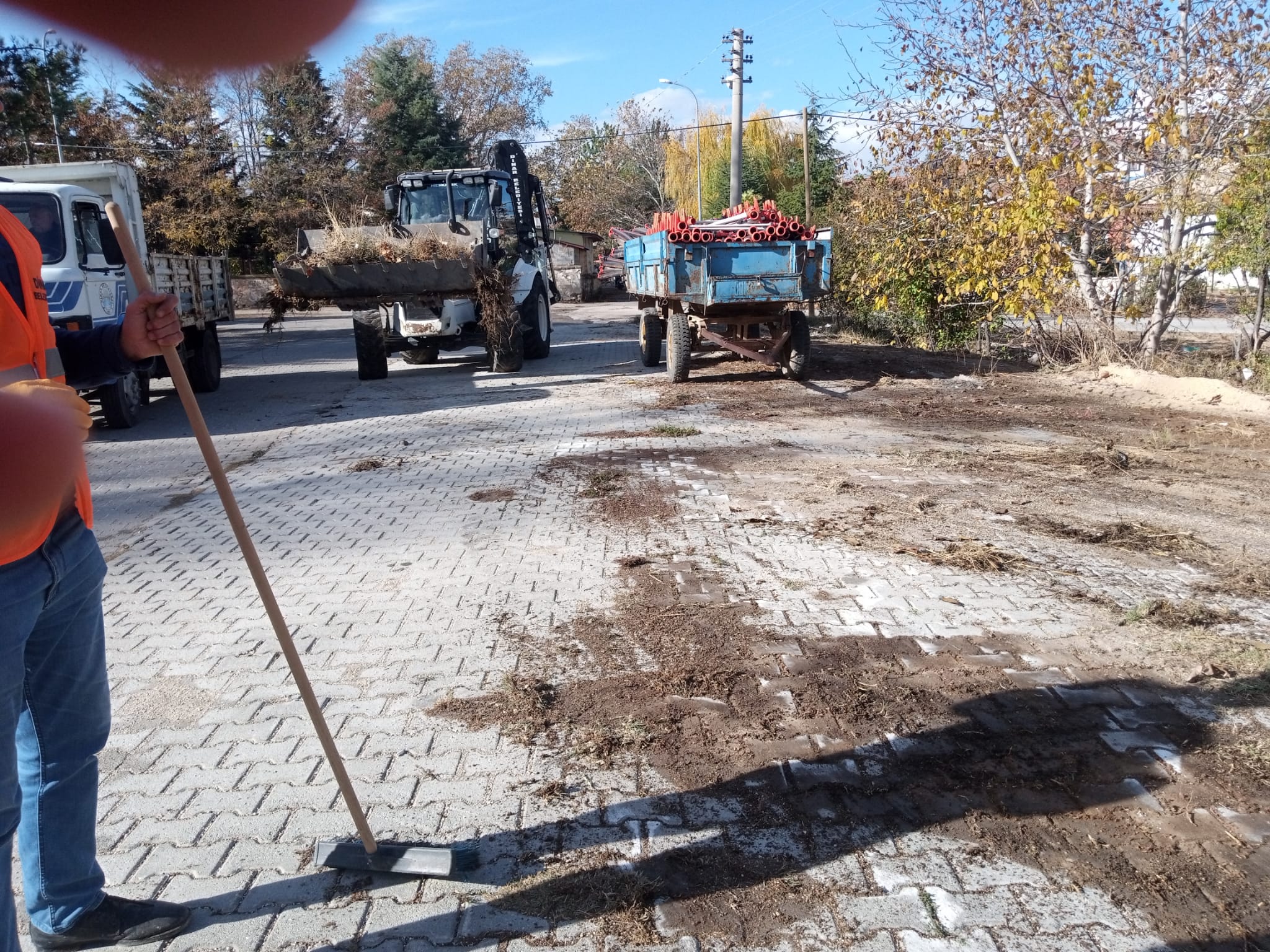 "İSTASYON MAHALLESİNDE HUMMALI TEMİZLİK ÇALIŞMASI" 5 Bld. Temiz 5