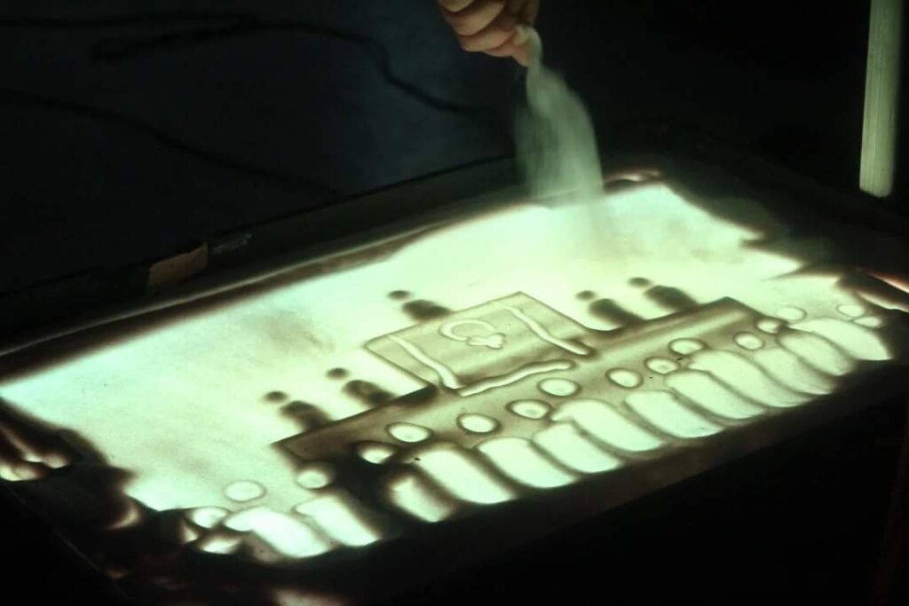 "Dinar 3. Kitap Günleri Açılış Töreni Gerçekleştirildi" 3 FB IMG 1731945442022 1024x683 1