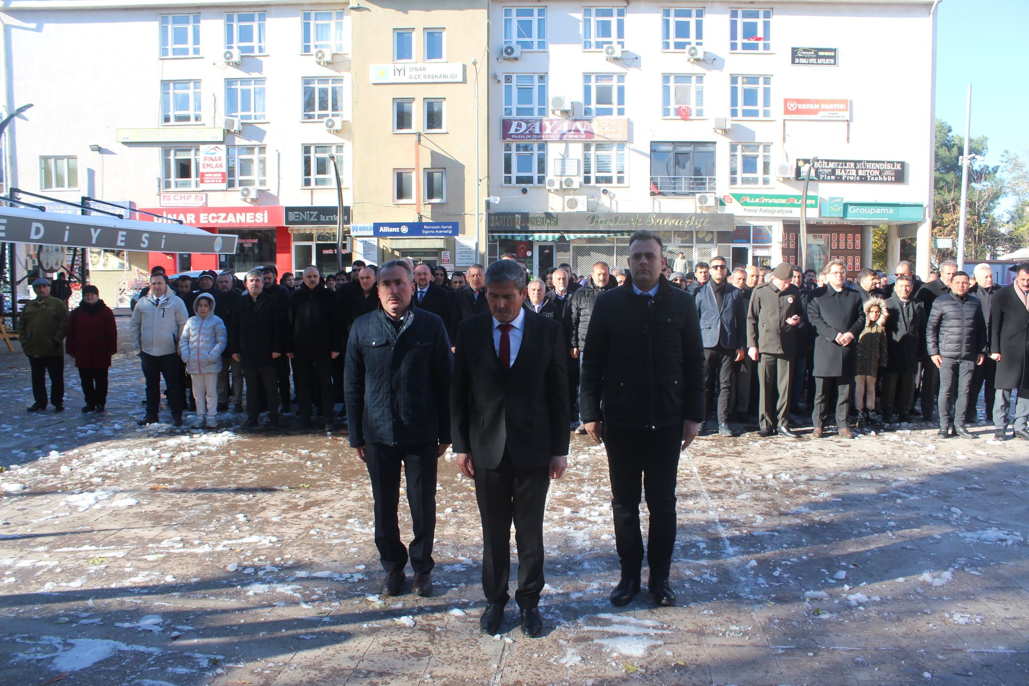 24 KASIM ÖĞRETMENLER GÜNÜ ÇEŞİTLİ ETKİNLİKLERLE KUTLANDI. 3 ogretmen 2 Kopya