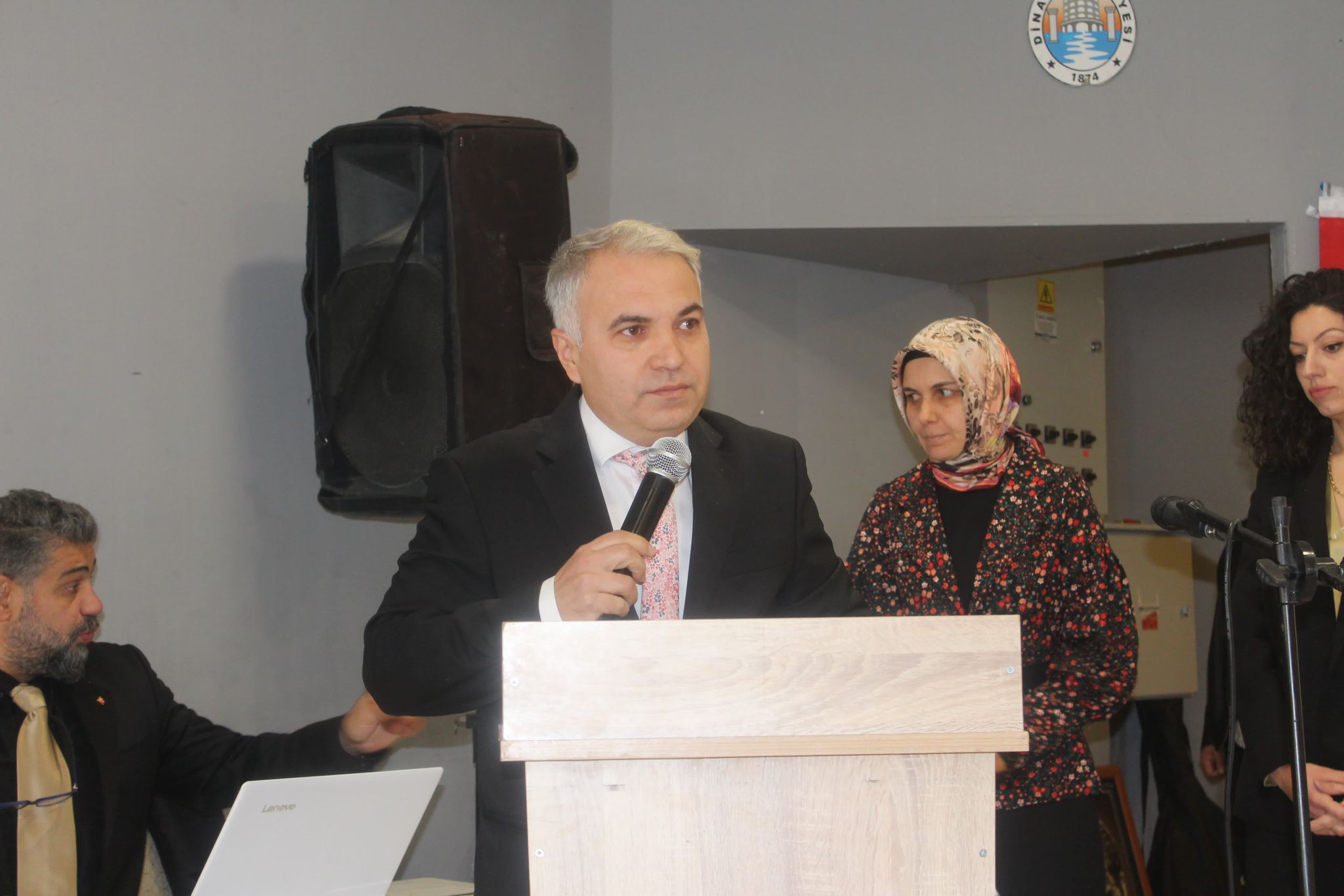 24 KASIM ÖĞRETMENLER GÜNÜ ÇEŞİTLİ ETKİNLİKLERLE KUTLANDI. 6 ogretmen 5 Kopya