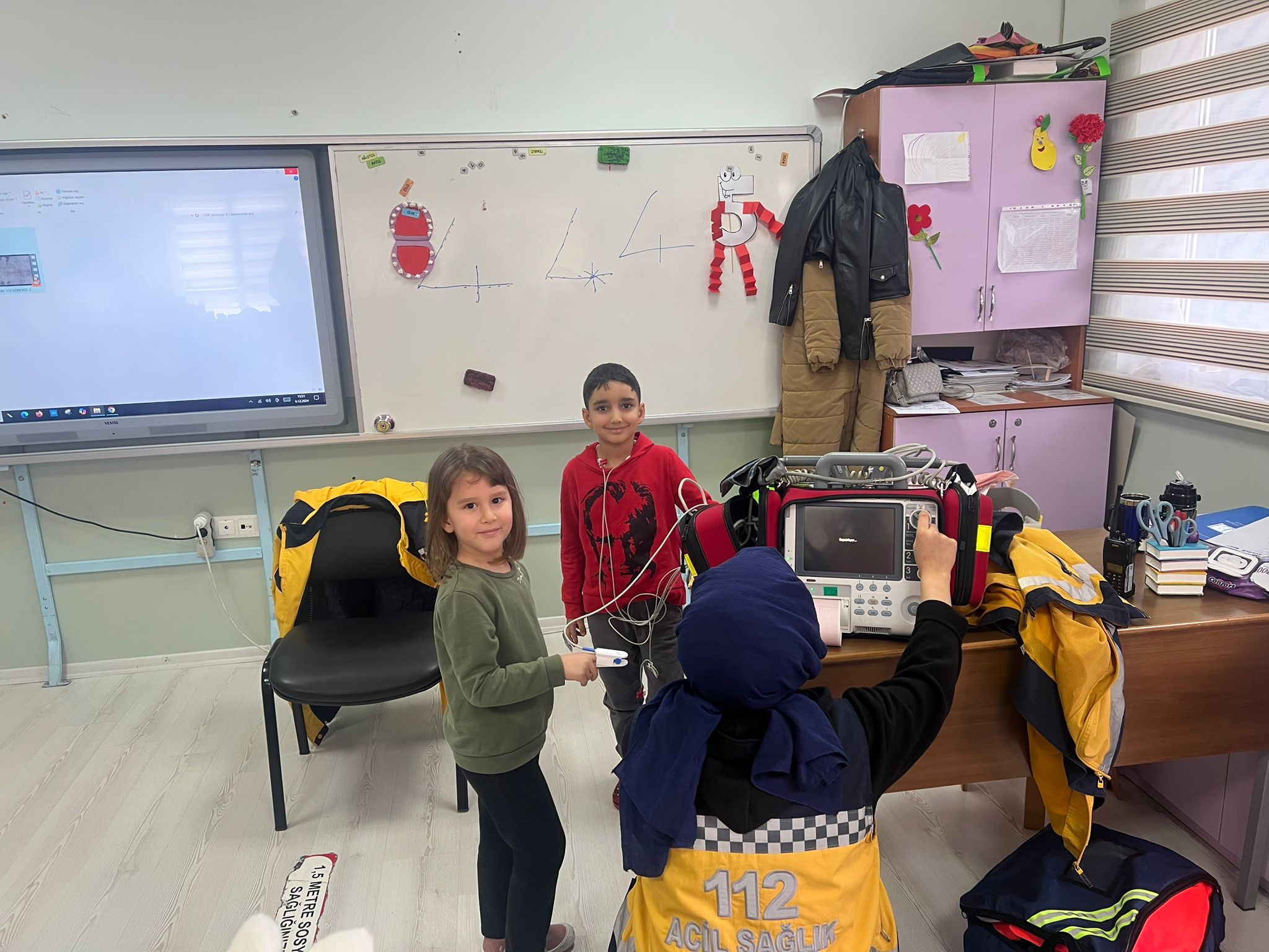 Öğrencilerimizden 112 Acil Sağlık Kahramanlarına Anlamlı Kutlama 6 19681704291733570725
