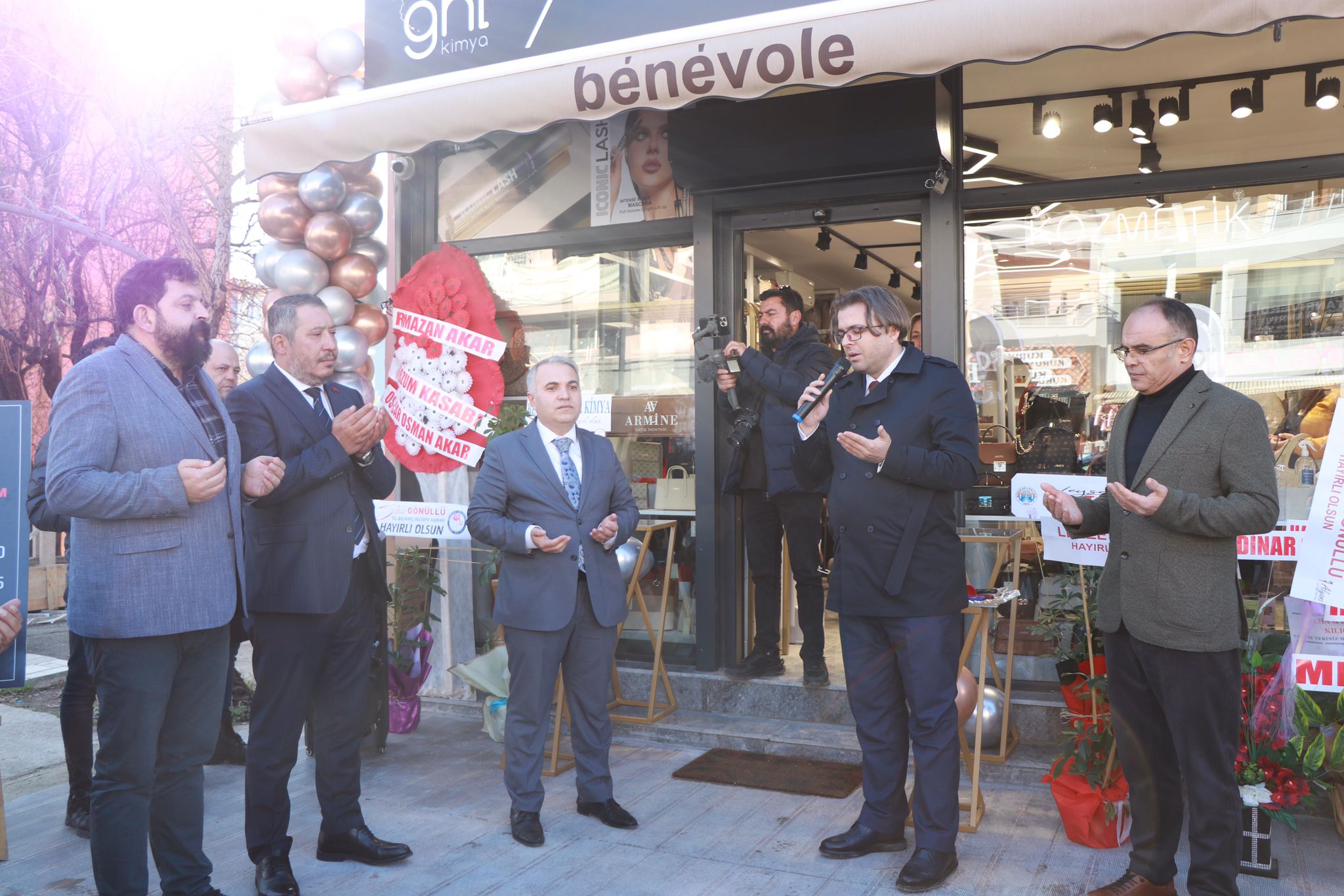 KAYMAKAM DURU, BÈNÈVOLE EV TEKSTİL&KOZMETİKİN AÇILIŞINA KATILDI 6 4629677331734502921