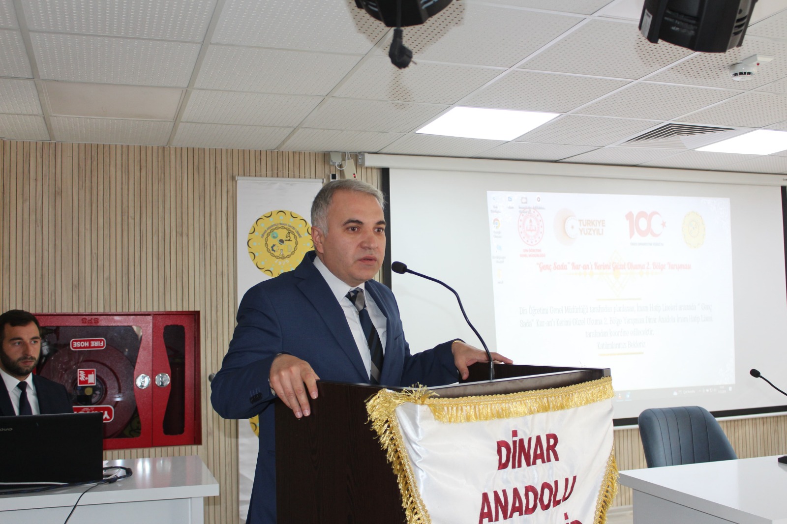 Kaymakam Kemal Duru, İlçemizde Düzenlenen "Genç Sada Kur'an-ı Kerim'i Güzel Okuma 2. Bölge Yarışması"na Katıldı 4 Kaymakam 3