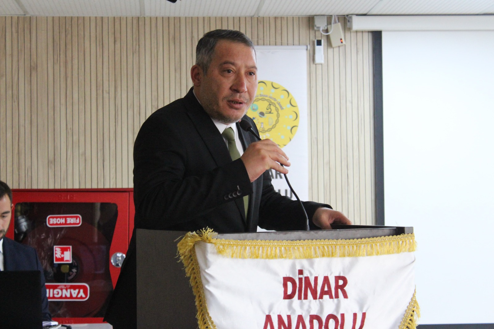 Kaymakam Kemal Duru, İlçemizde Düzenlenen "Genç Sada Kur'an-ı Kerim'i Güzel Okuma 2. Bölge Yarışması"na Katıldı 7 Kaymakam 6