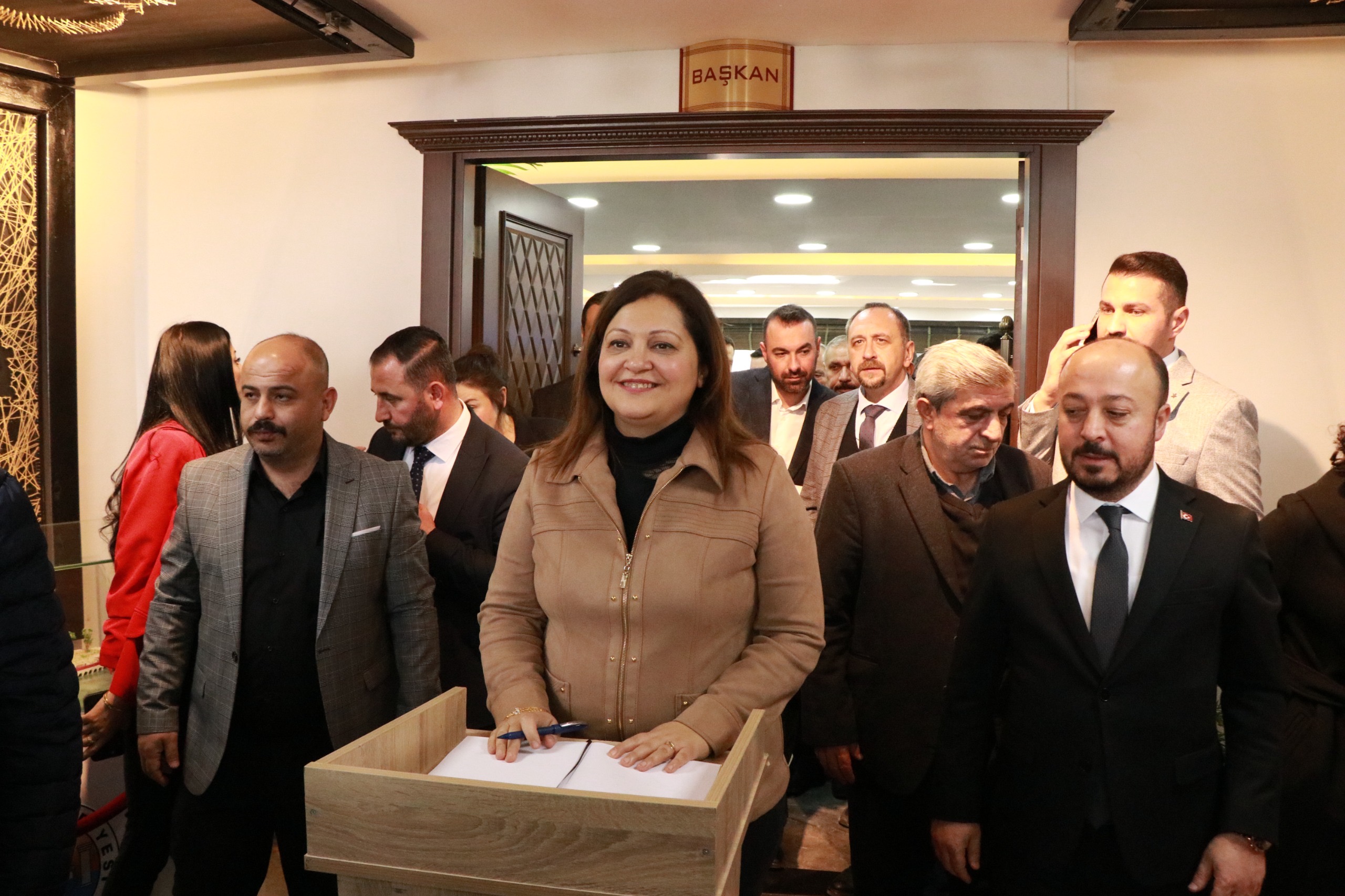 AFYONKARAHİSAR BELEDİYE BAŞKANI BURCU KÖKSAL’DAN DİNAR BELEDİYESİNE ZİYARET 4 13625127711737042896 Kopya