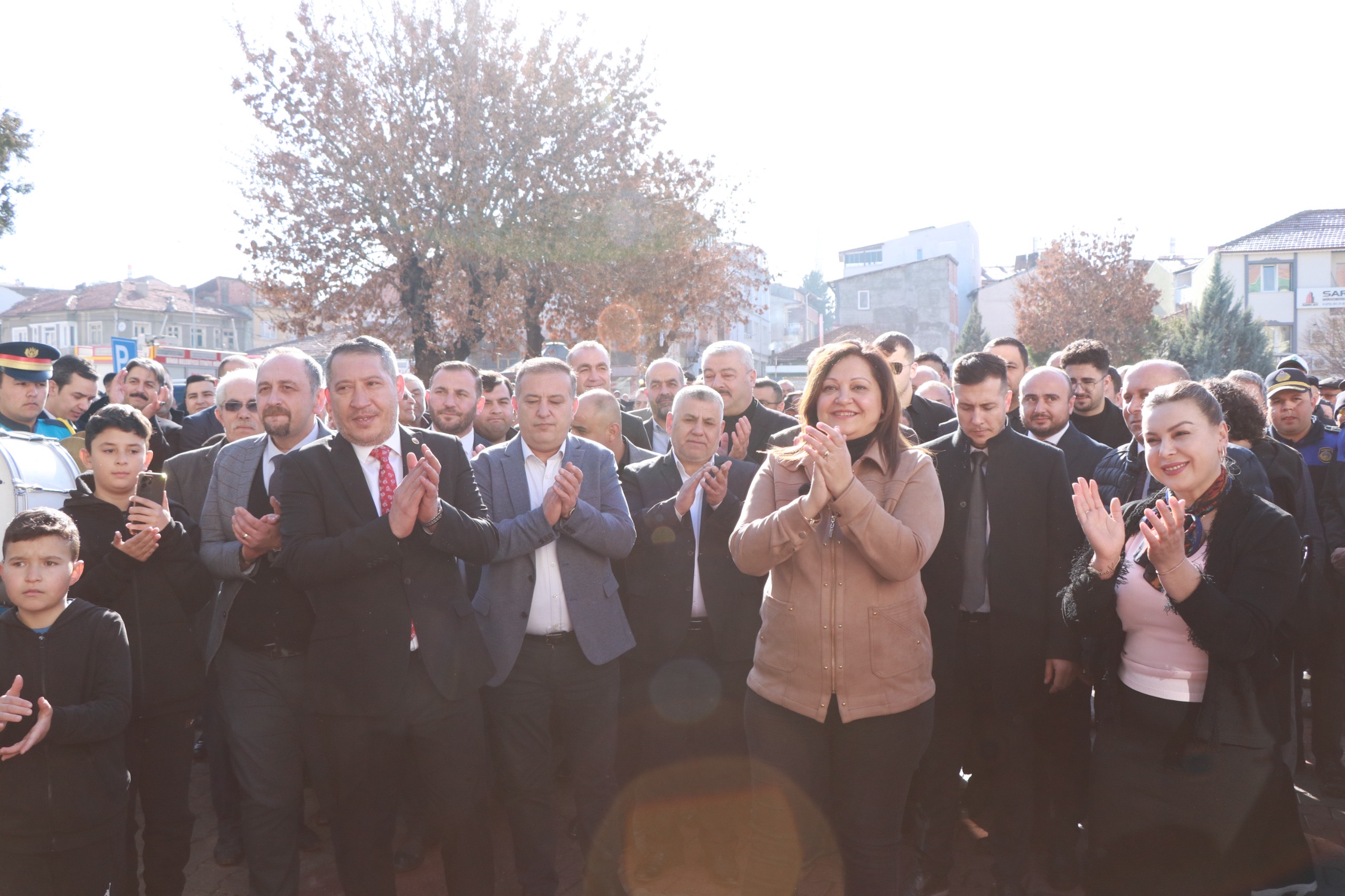 AFYONKARAHİSAR BELEDİYE BAŞKANI BURCU KÖKSAL’DAN DİNAR BELEDİYESİNE ZİYARET 9 3581819951737042887 Kopya