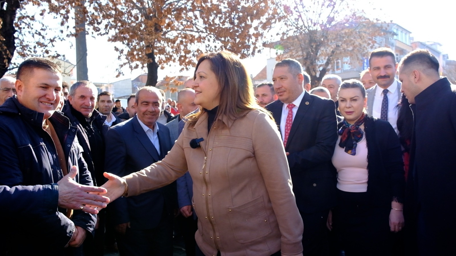 AFYONKARAHİSAR BELEDİYE BAŞKANI BURCU KÖKSAL’DAN DİNAR BELEDİYESİNE ZİYARET 10 4928556991737042898 Kopya