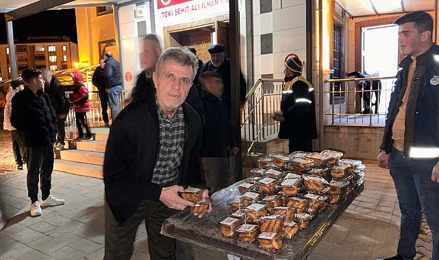 Dinar Belediyesi, Regaip Kandili Dolayısıyla Kandil Simidi Dağıttı