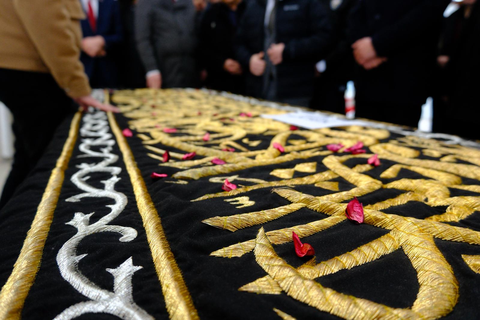 KAYMAKAM DURU KUTSAL EMANETLER SERGİSİ AÇILIŞINI GERÇEKLEŞTİRDİ. 10 11c866bf 3926 45ab a364 873dbd8ceaa0