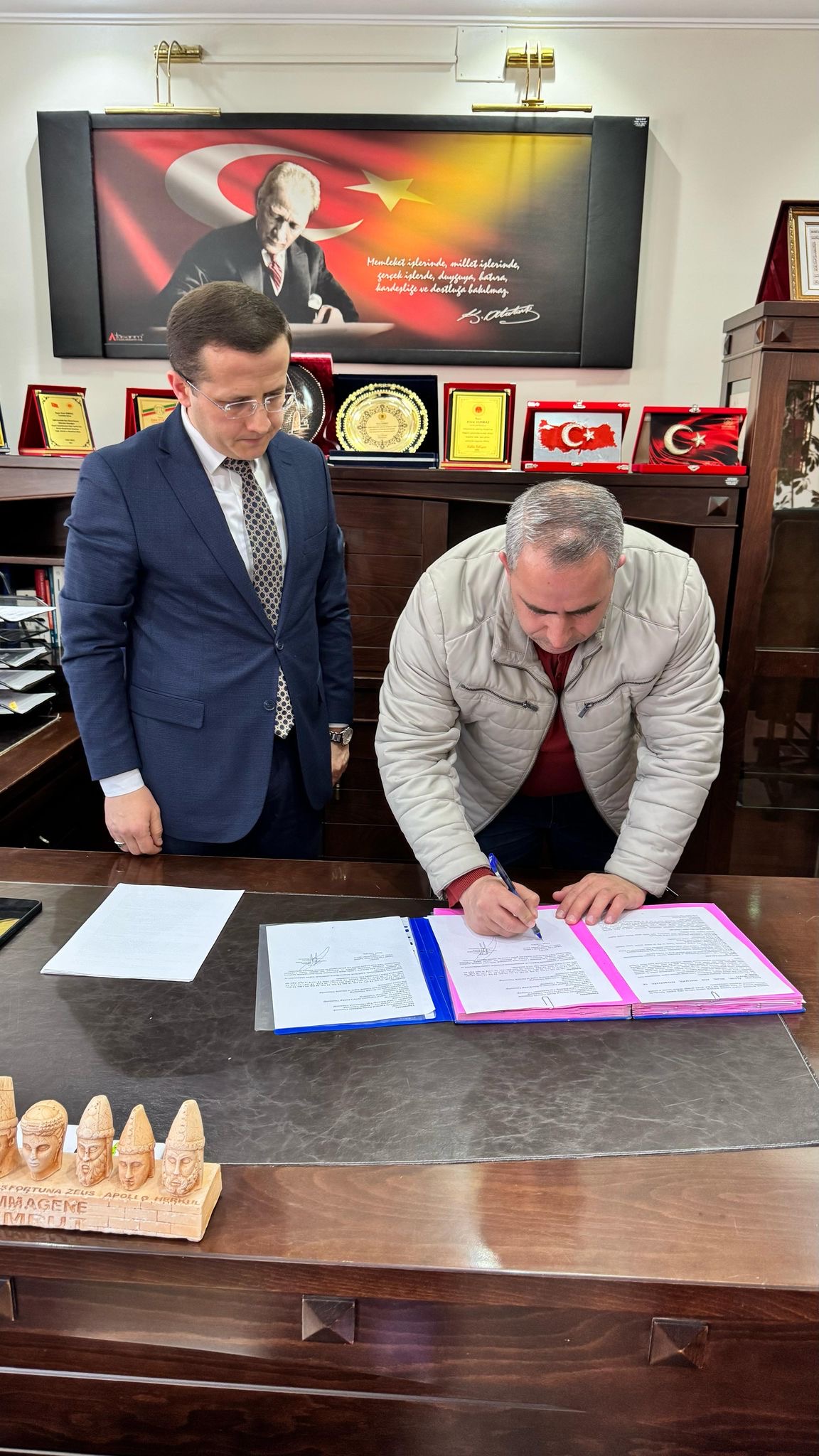 Dinar'da Adliye Lojmanları İçin Sözleşme İmzalandı 2 1340489311740750310