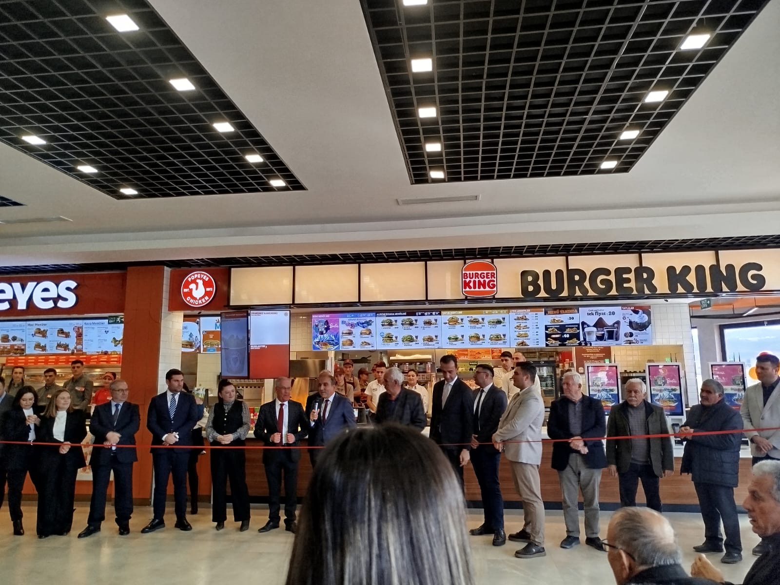 Burger King ve Popeyes Dinar İyaş AVM’de Açıldı! 4 18955469891738951943 Kopya