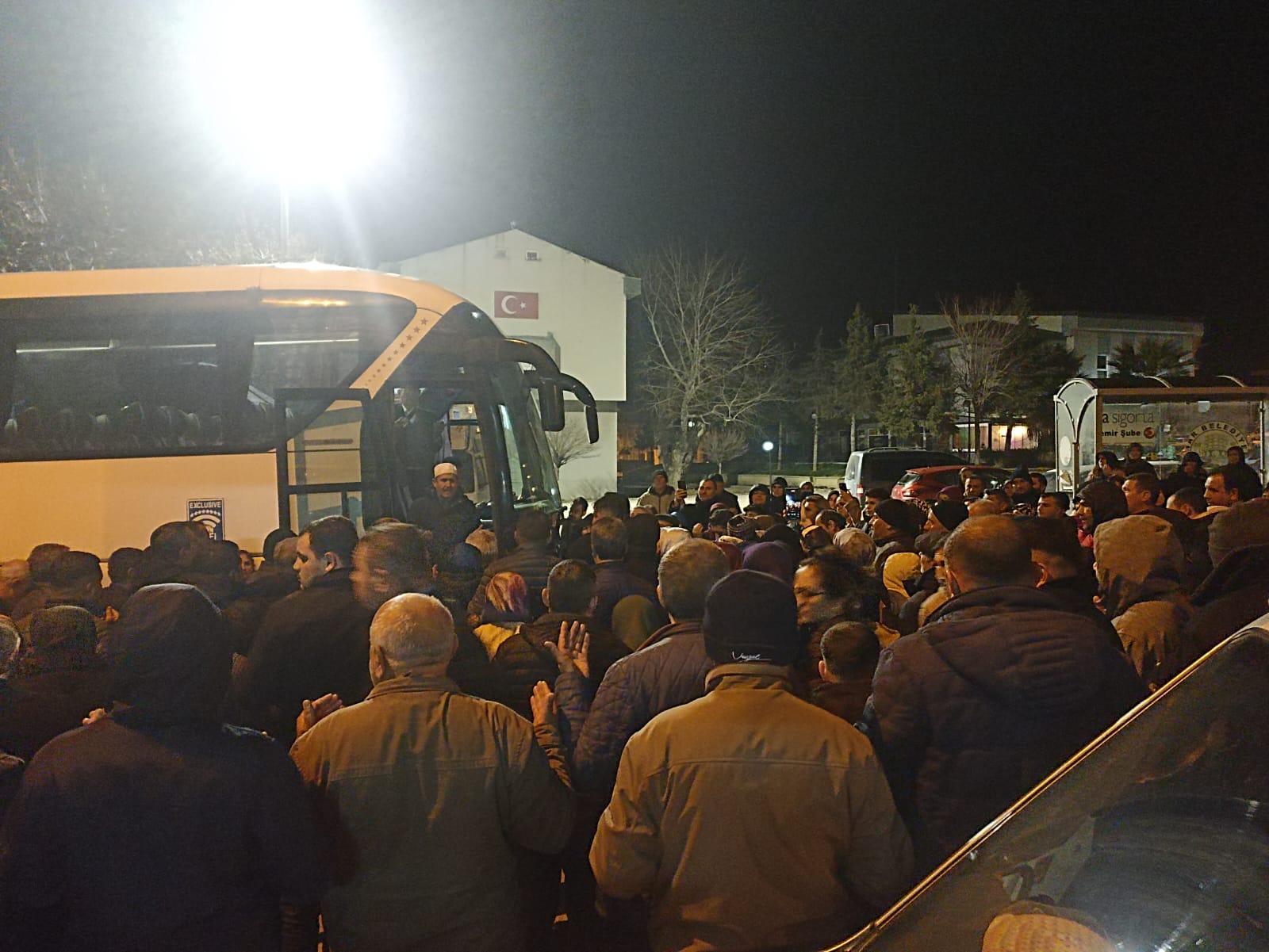 Duayen Turizm umrecilerini dualarla uğurladık 2 1d26ae78 edd2 41b5 9e70 248343b41718