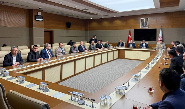 Dinar Kaymakamı Kemal Duru, TBMM’de AK Parti Milletvekillerini Ziyaret Etti 