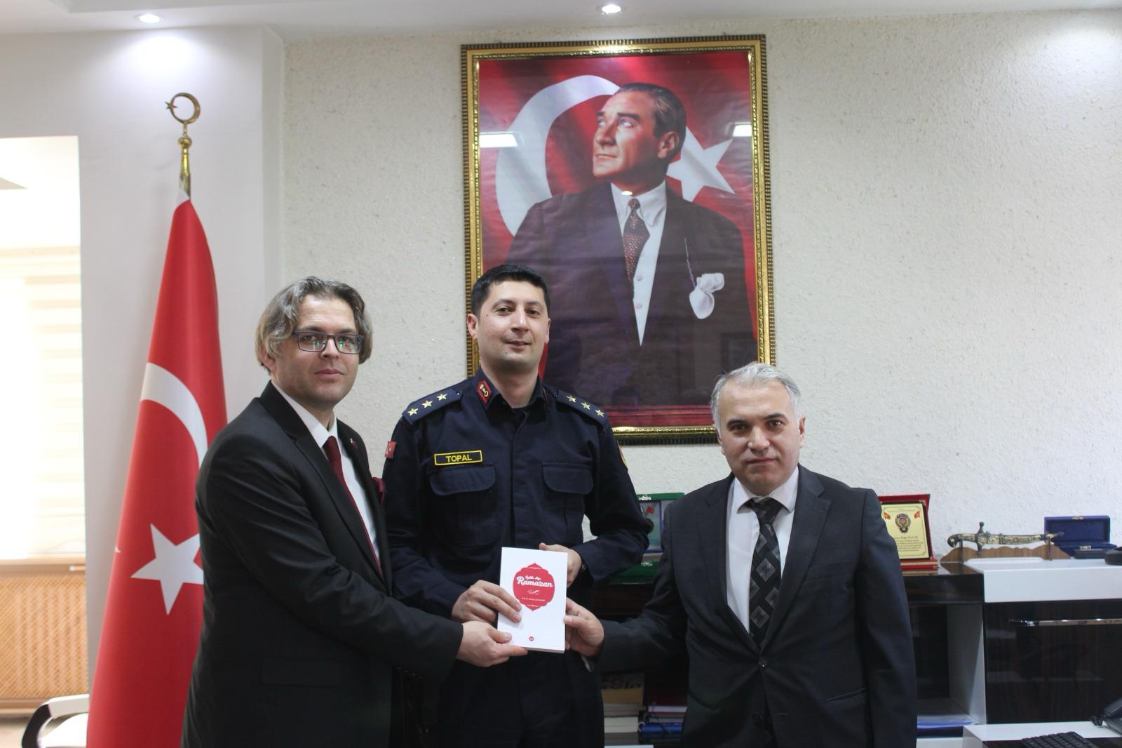 KAYMAKAM DURU, İYİLİK HAFTASI ZİYARETLERİNE EŞLİK ETTİ 12 20869505341742219123