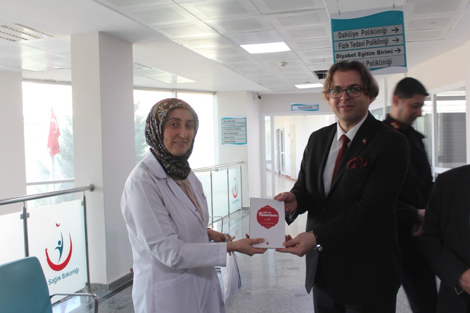 KAYMAKAM DURU, İYİLİK HAFTASI ZİYARETLERİNE EŞLİK ETTİ 16 7290459051742219126