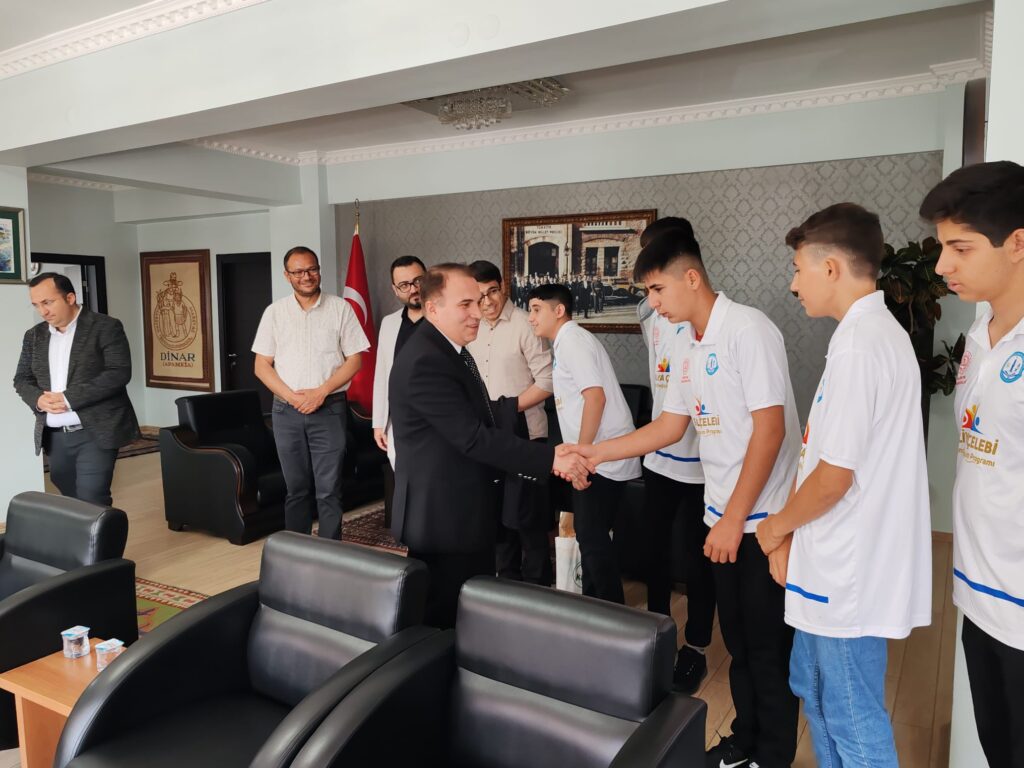 EVLİYA ÇELEBİ PROJESİ KAPSAMINDA GAZİANTEP’TEN ÖĞRENCİLERİMİZ KAYMAKAM DURU’YU ZİYARET ETTİ.