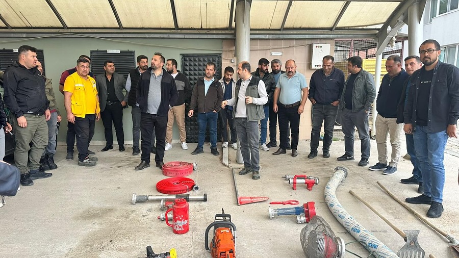 İLÇE ÖZEL İDARE PERSONELİNE YANGIN EĞİTİMİ VERİLDİ 7 510919897 18051401744373835 5919444728691493821 n