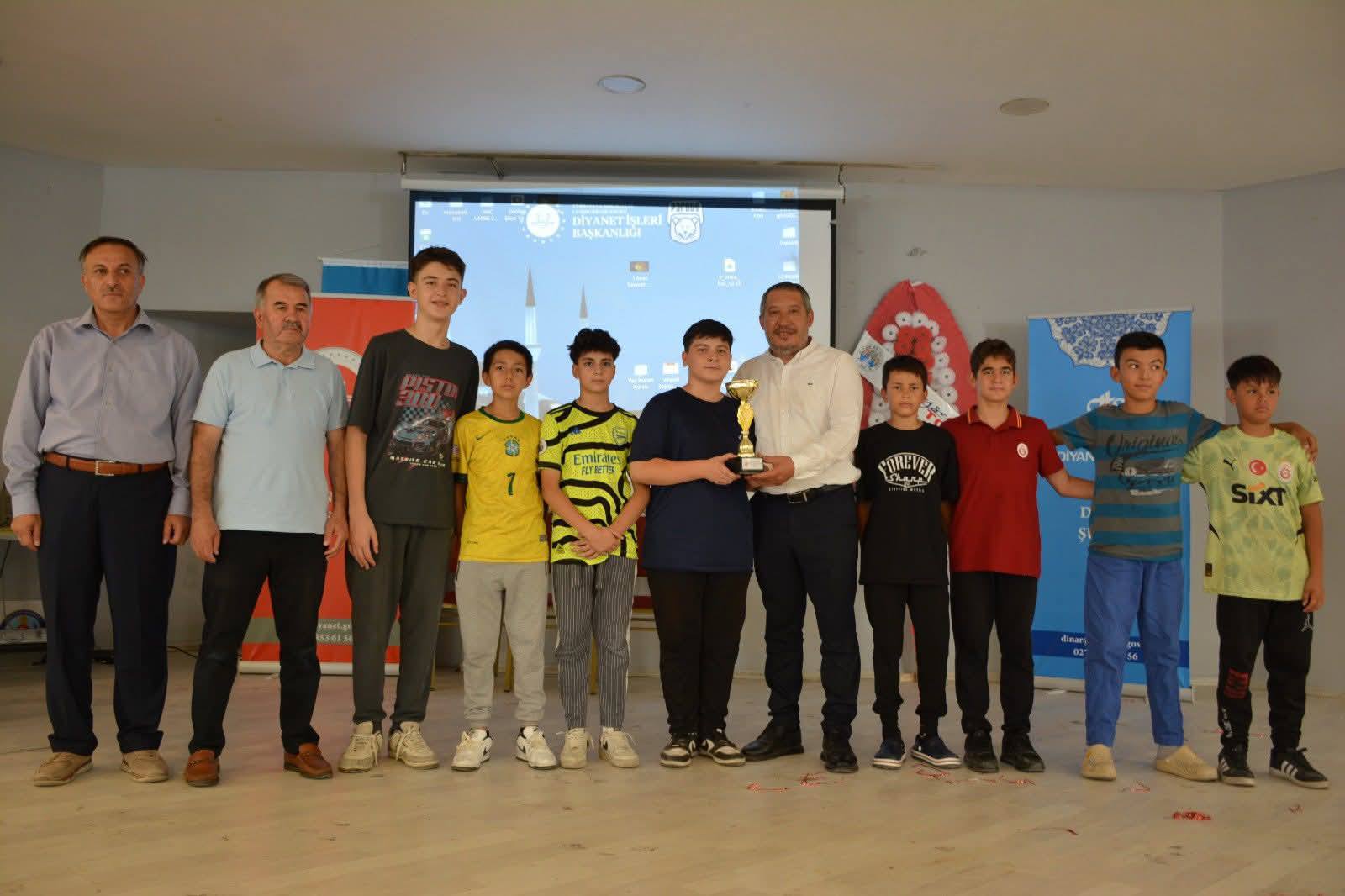 DİNAR’DA YAZ KUR’AN KURSLARI KAPANIŞ PROGRAMI GERÇEKLE 10 515508266 803518475533804 3232897305943509041 n