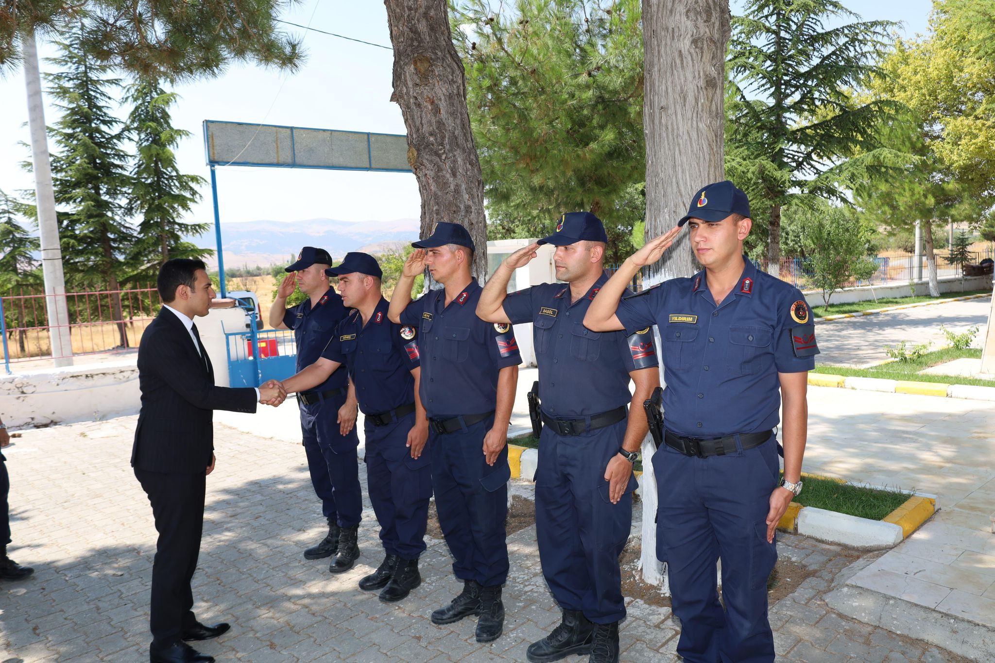 KAYMAKAMIMIZDAN ULUKÖY JANDARMA KARAKOLUNA ZİYARET 3 528807842 797028936182758 8154870504786677807 n