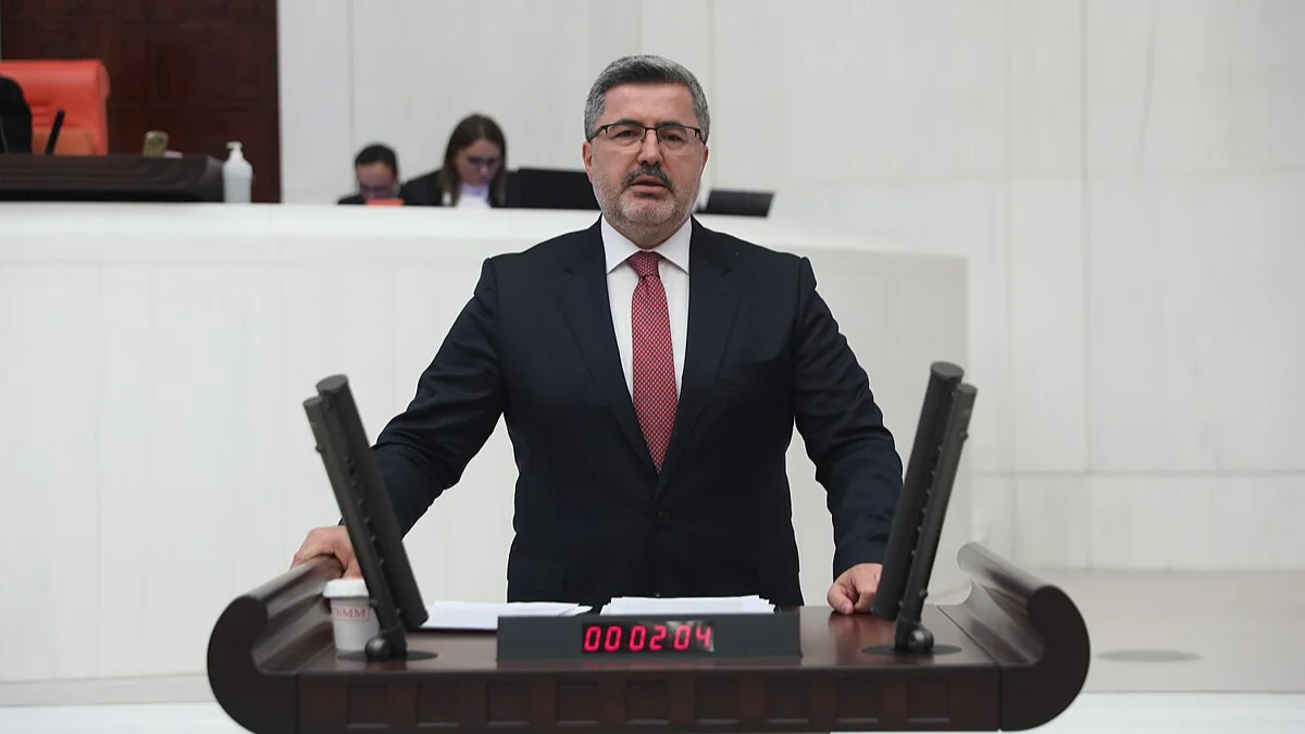 Milletvekili Ali Özkaya:” Aziz Milletimiz, 30 Ağustos’ta Bir Destan Yazmıştır”