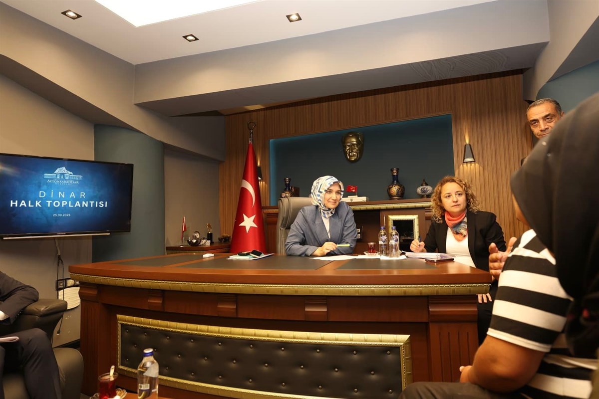 Vali Yiğitbaşı Dinar İlçesinde Vatandaşları Dinledi 2 54