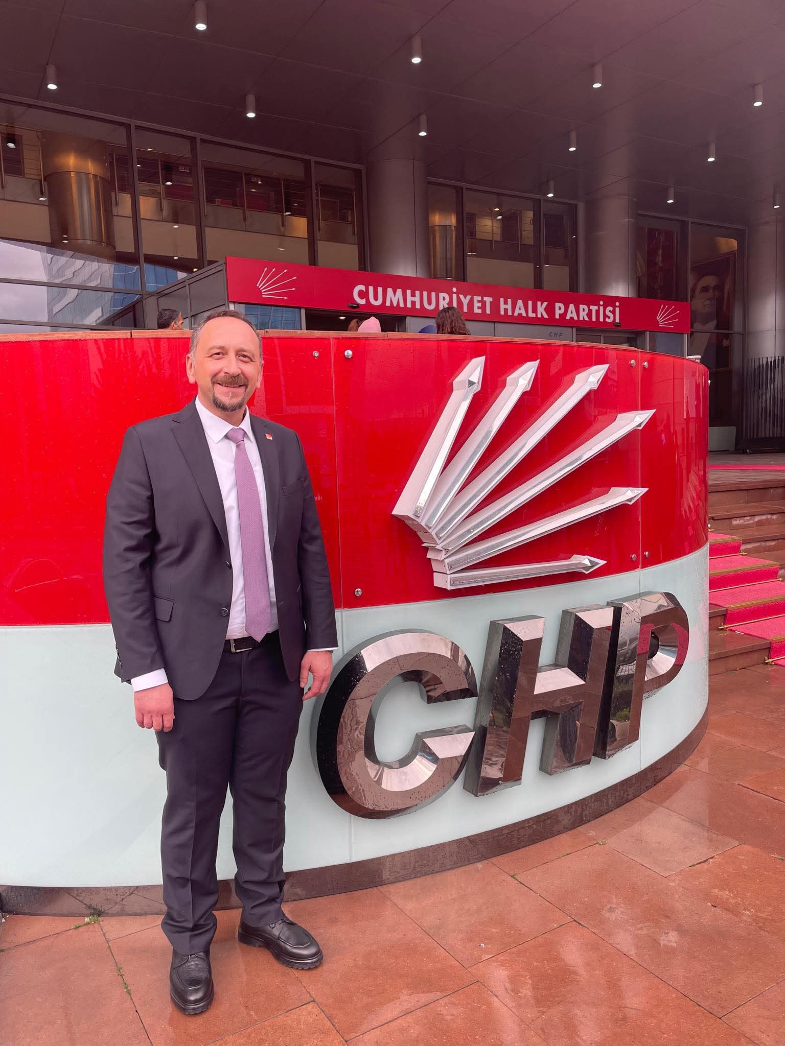 Değerli Cumhuriyet Halk Partililer, kıymetli Dinarlı hemşerilerim,