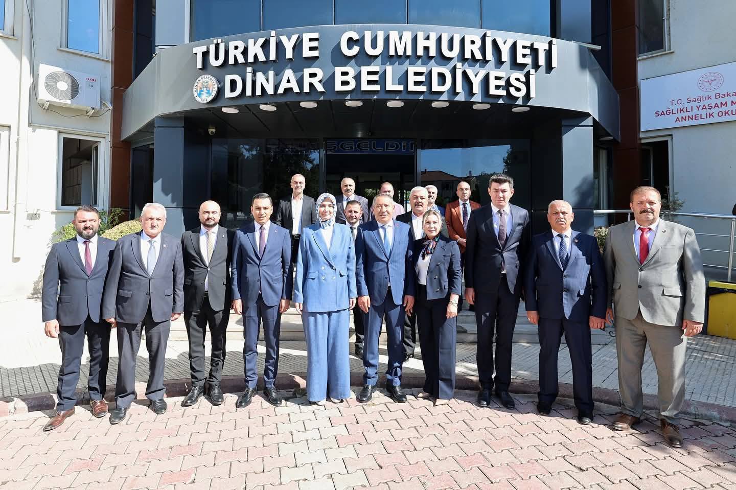 AFYONKARAHİSAR VALİMİZ DOÇ. DR. KÜBRA GÜRAN YİĞİTBAŞI’NDAN DİNAR BELEDİYESİNE ZİYARET 3 553041213 837018248850493 6069924787238017428 n