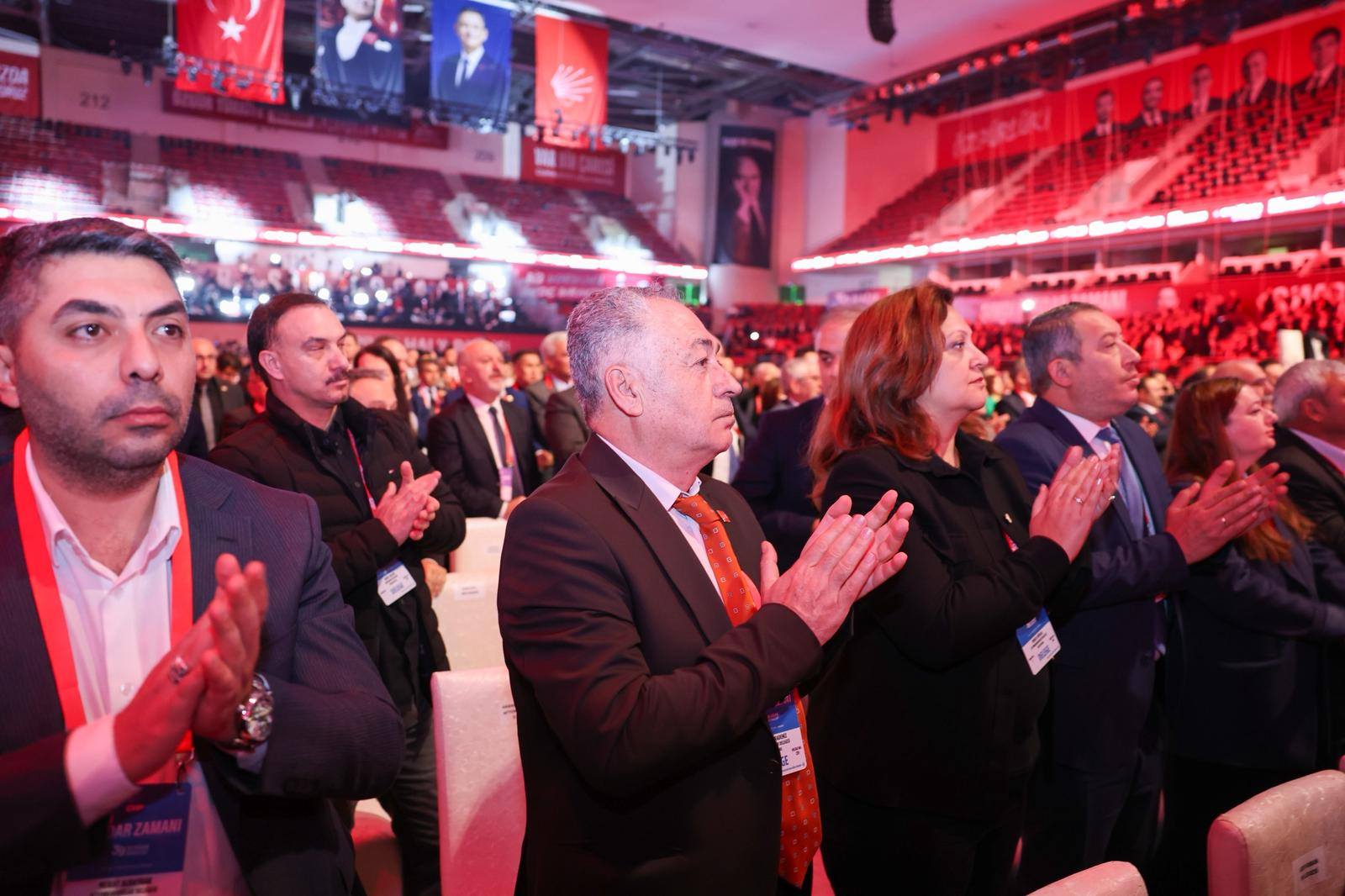 DİNAR’DAN ANKARA’YA GÜÇLÜ ÇIKIŞ: CHP KURULTAYI’NDA VEYSEL TOPÇU DAMGASI! 3 588484846 890256750193309 731207741120951434 n